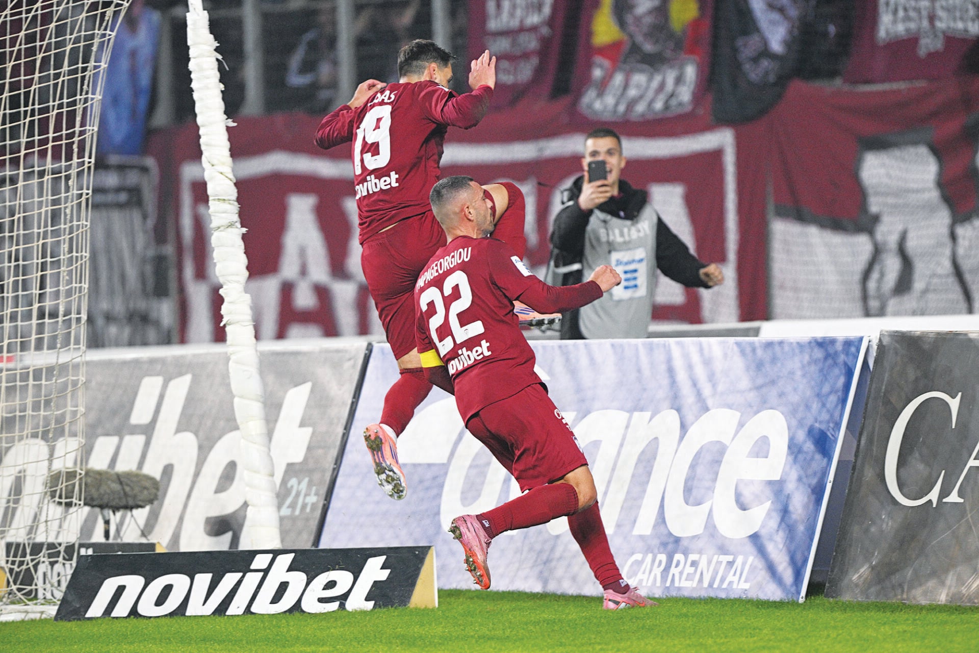 Τον έκαψε! Με δύο λάθη του Μλαντένοβιτς, ο Παναθηναϊκός άφησε δύο βαθμούς και στη Λάρισα