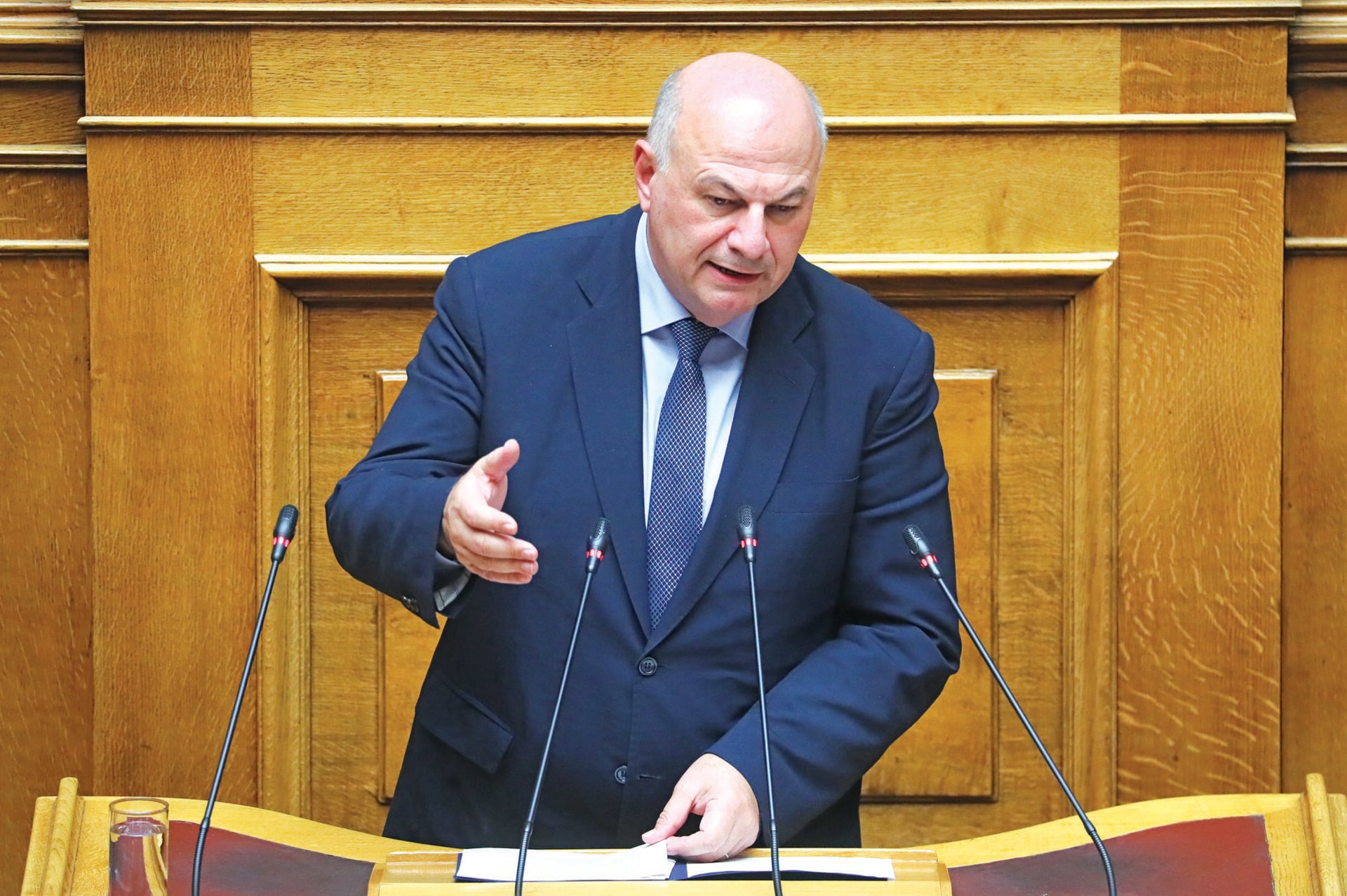 Φτηνά και ύπουλα κόλπα απέναντι στους αγρότες από τον Κώστα Τσιάρα