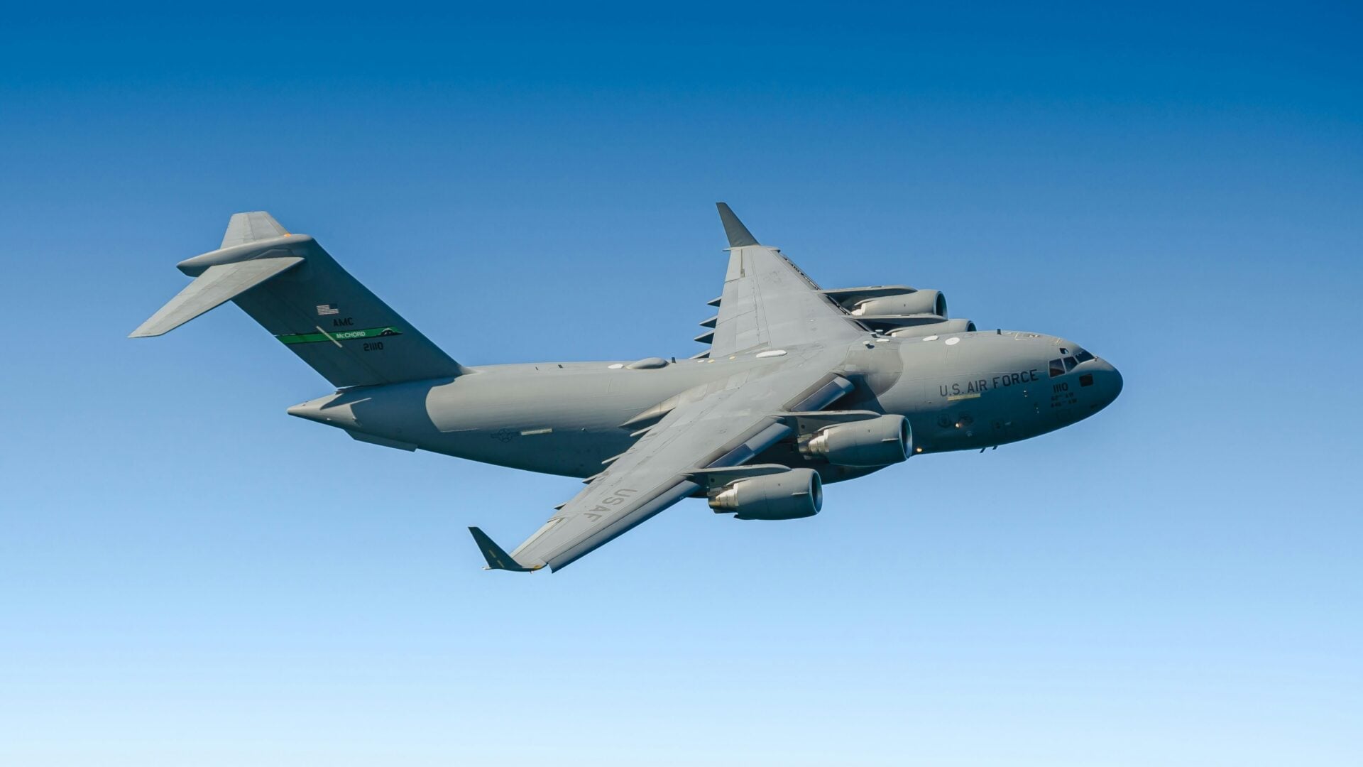 Πιλότος απέφυγε στο παρά πέντε «σύγκρουση στον αέρα» με αεροσκάφος της Πολεμικής Αεροπορίας των ΗΠΑ κοντά στη Βενεζουέλα