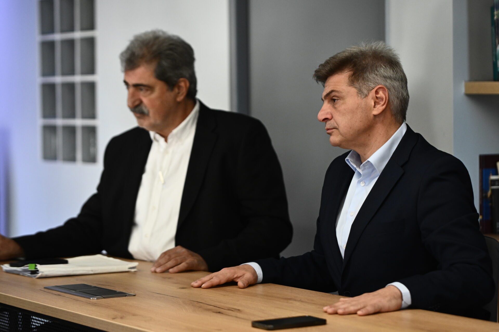 Πολάκης: «Νίκο, ξεκαθάρισε τη θέση σου ή παραιτήσου» λέει στον Φαραντούρη για τα σενάρια εμπλοκής στο κόμμα Καρυστιανού