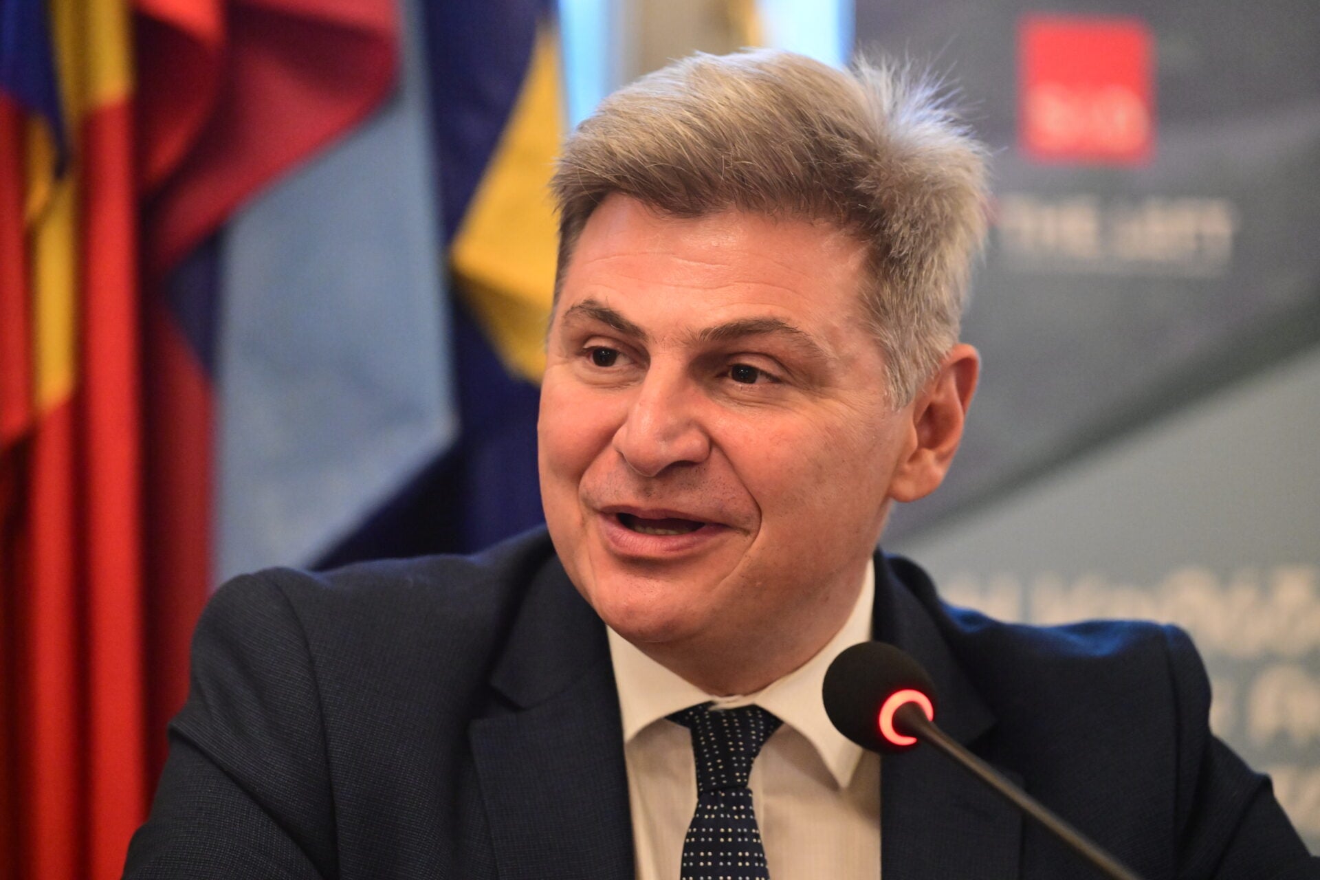 Φαραντούρης για κόμμα Καρυστιανού: «Καλοδεχούμενο – Το αίτημα για δικαιοσύνη και διαφάνεια θα εξελιχθεί σε τσουνάμι»