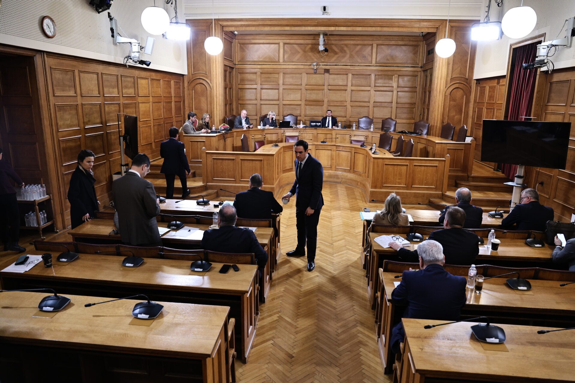 Εξεταστική για σκάνδαλο ΟΠΕΚΕΠΕ: Σφοδρή κόντρα της Χαλικιά με την Αποστολάκη (βίντεο)