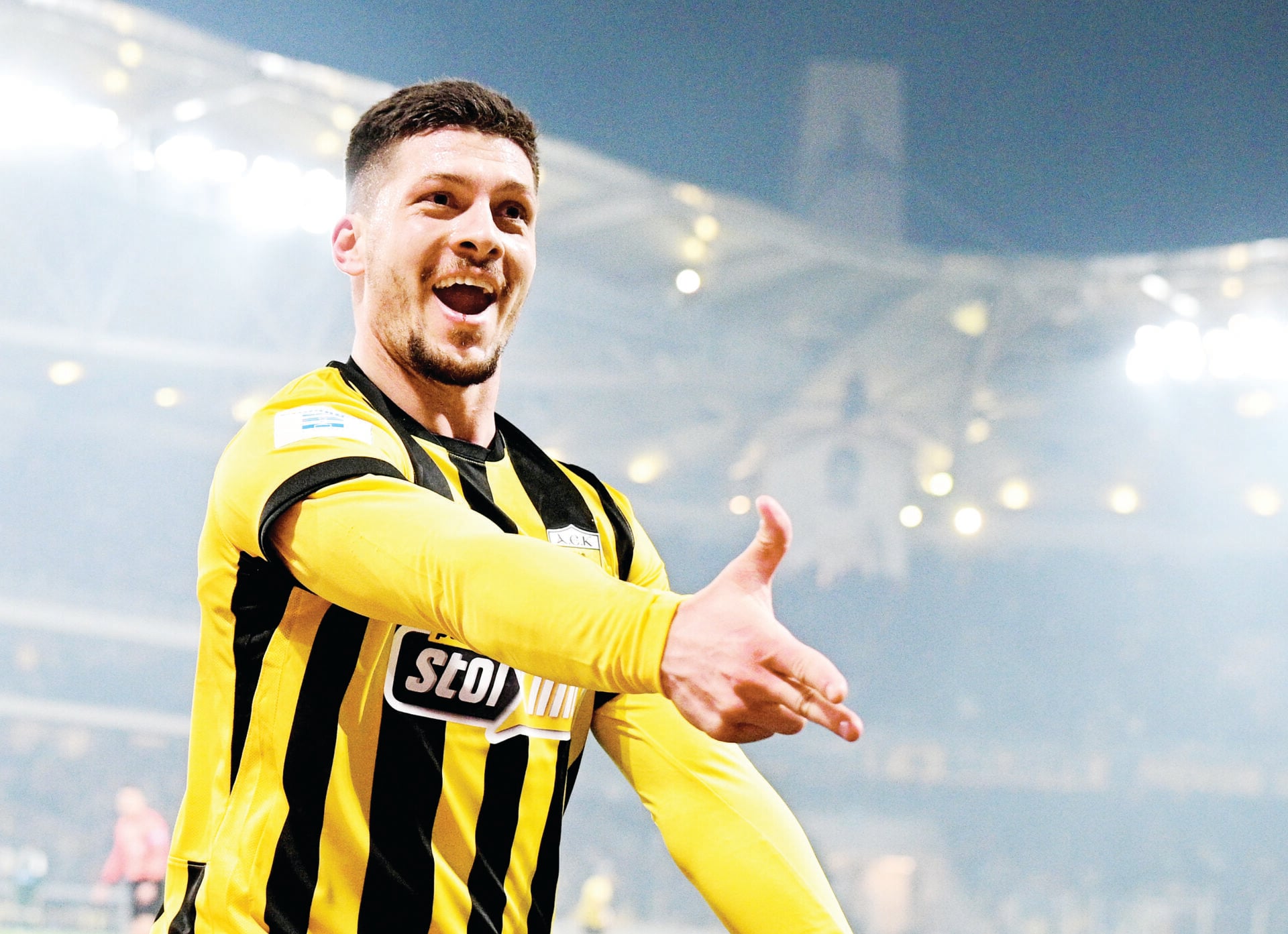 Υποκλίθηκε η UEFA: Διθύραμβοι για τον Γιόβιτς μέσα από τον λογαριασμό του Conference League στα social media