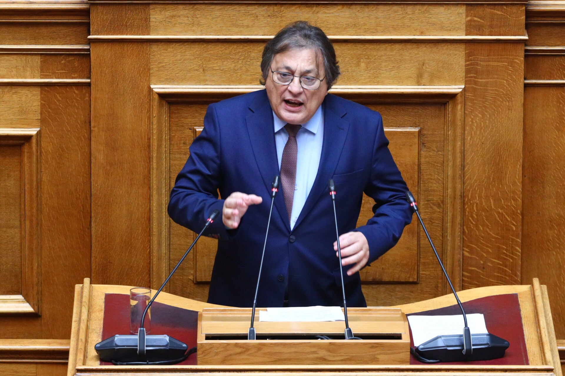 Αυλωνίτης κατά Κασσελάκη που ονειρεύεται να γίνει…Τραμπ