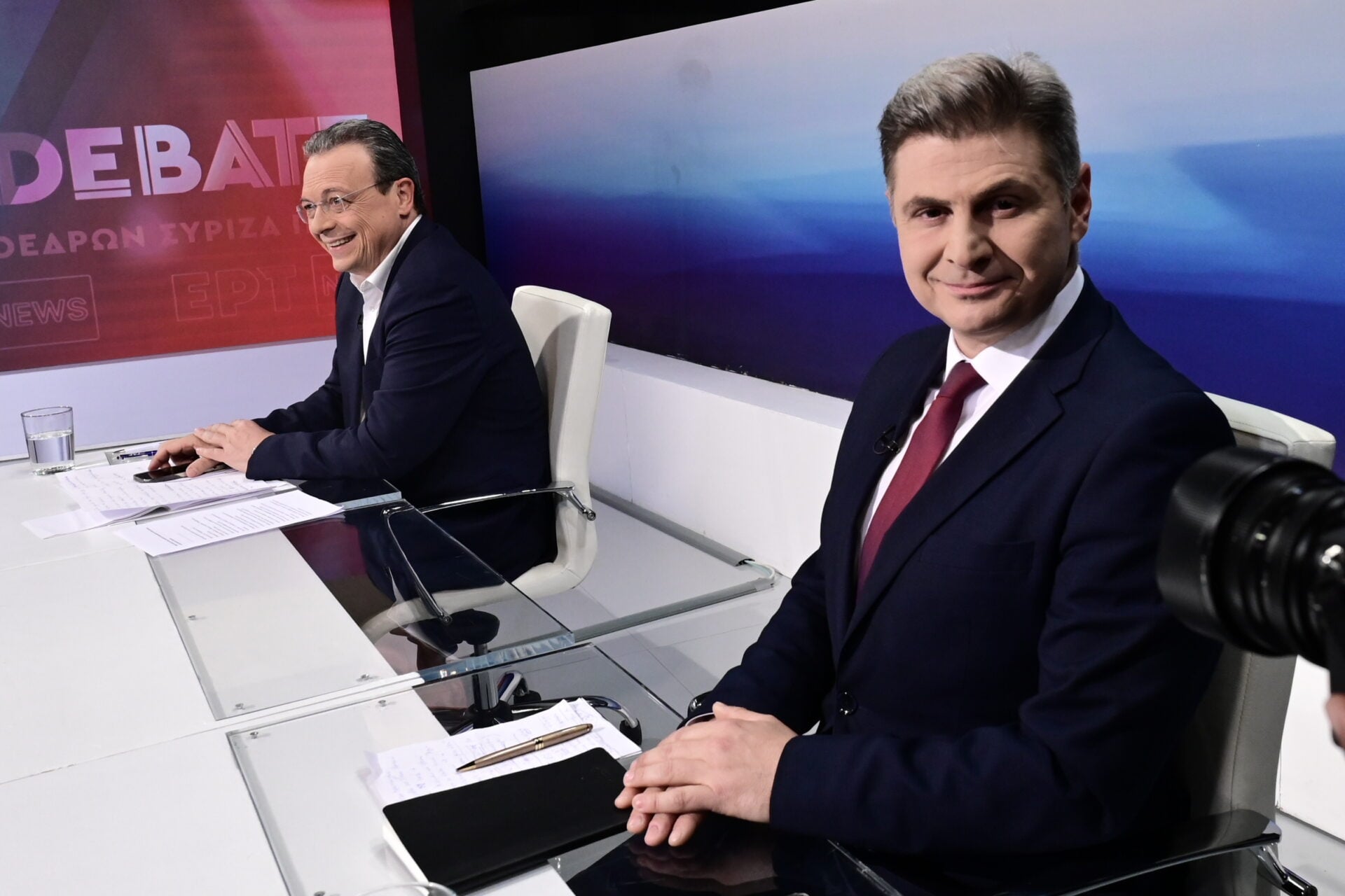 Απάντηση Φαραντούρη σε Φάμελλο: «Δεν παραδίδω την έδρα – Ο ΣΥΡΙΖΑ απομακρύνθηκε από τα μαζικά κινήματα» (βίντεο)