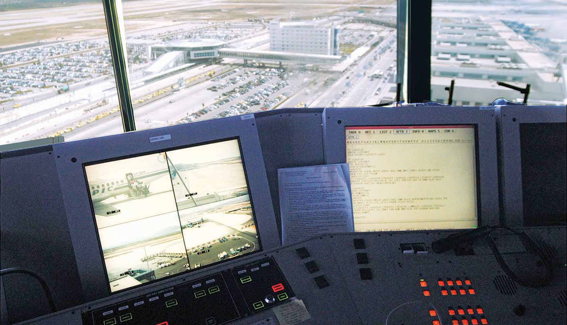 Επικίνδυνη και ανίκανη η ΥΠΑ