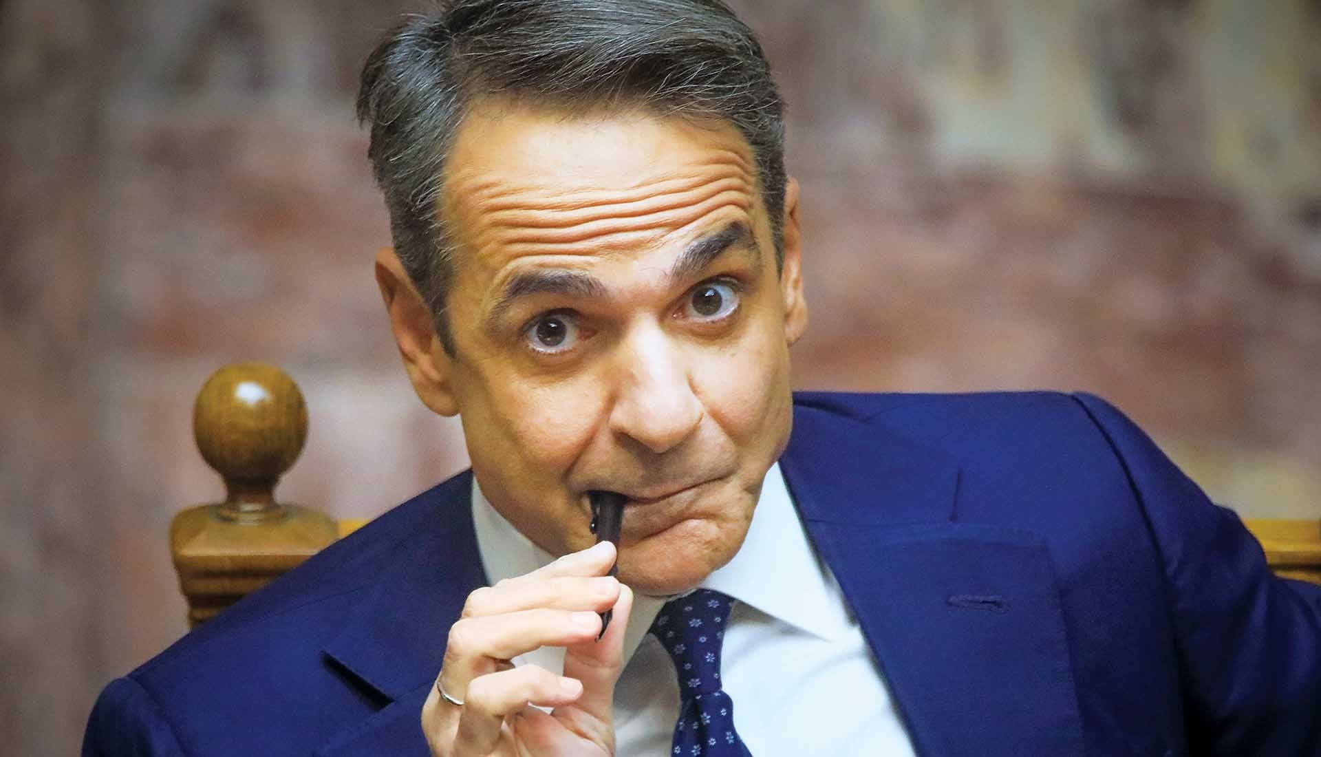 Η Ελλάδα του part time, των supercars και της υπομονής