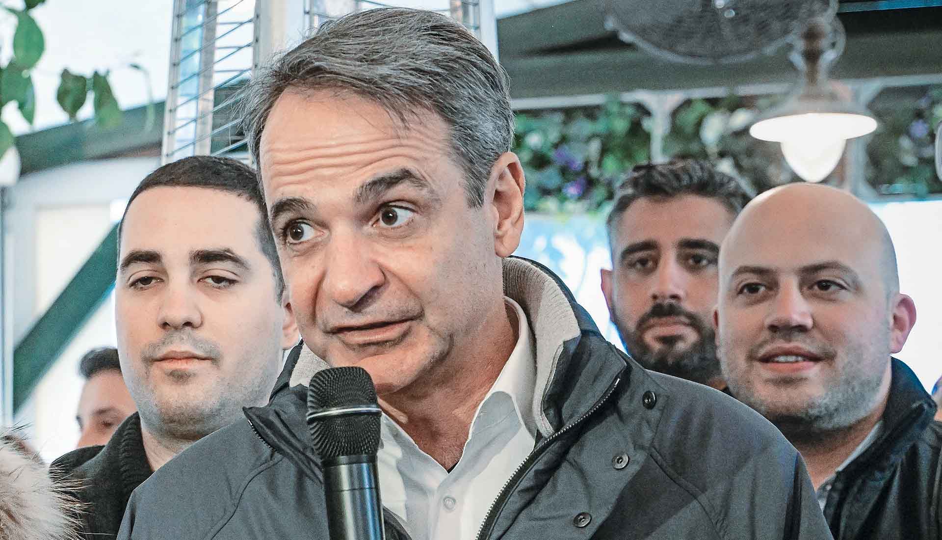 Αμετανόητος ο Μητσοτάκης για το έγκλημα με τα εμβόλια