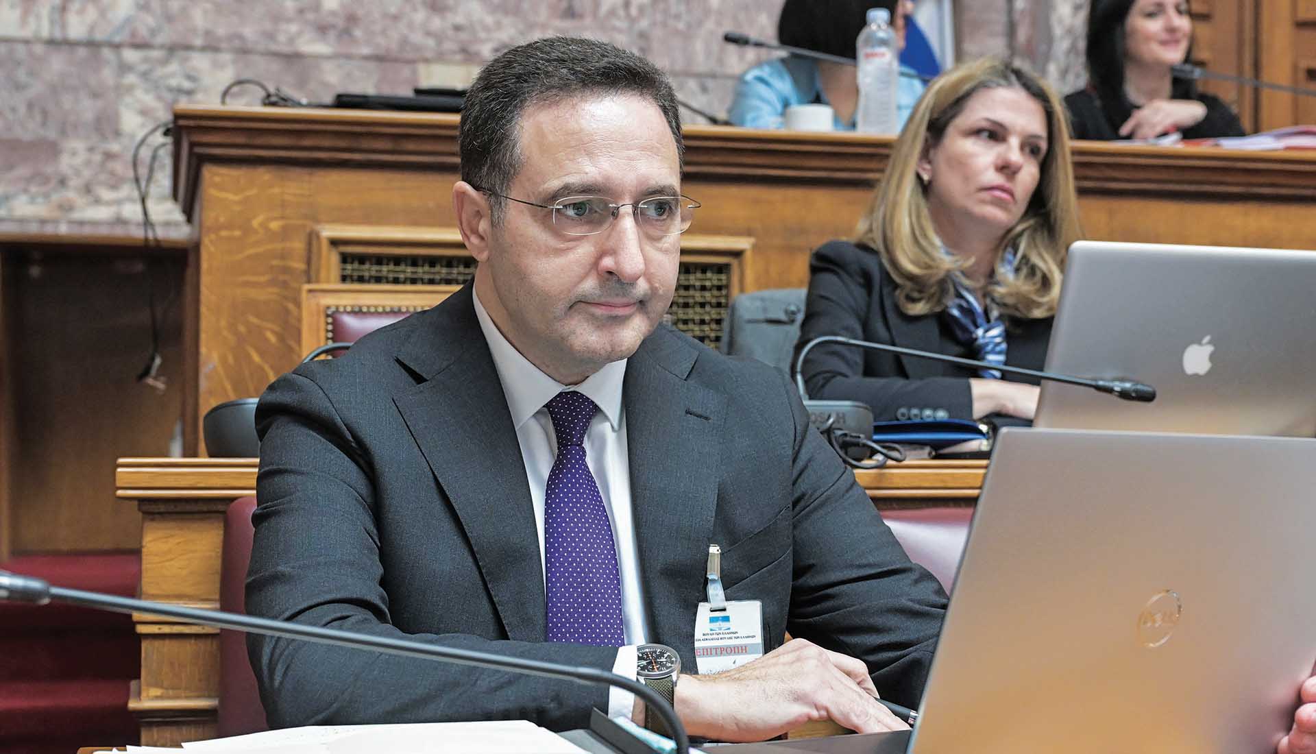 Γιώργος Σαουνάτσος: Ακόμα ένα «εξιλαστήριο» θύμα του Μαξίμου