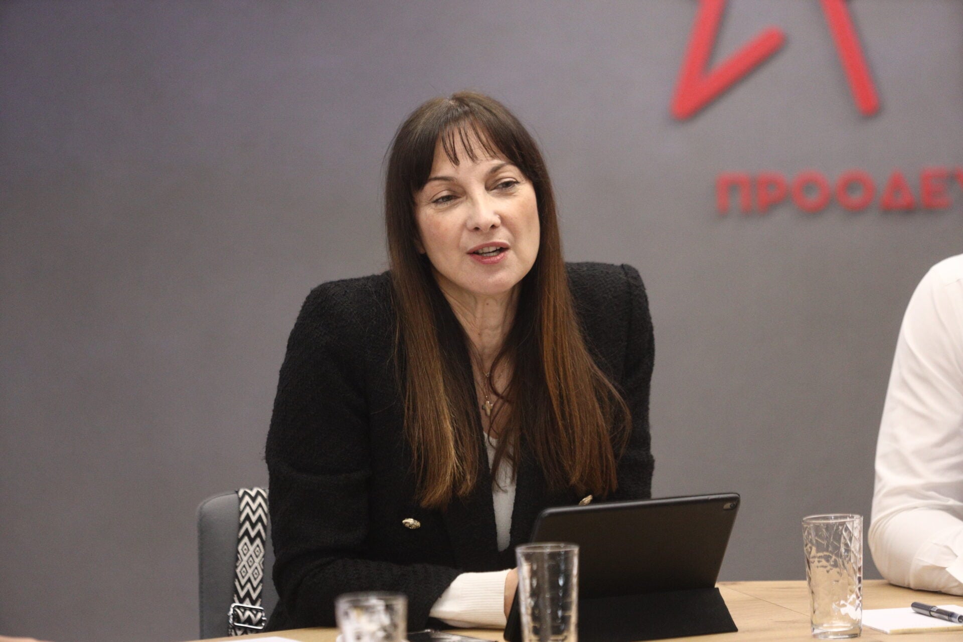 Η Κουντουρά έθεσε θέμα στην Κομισιόν για το μπλακάουτ στα ελληνικά αεροδρόμια