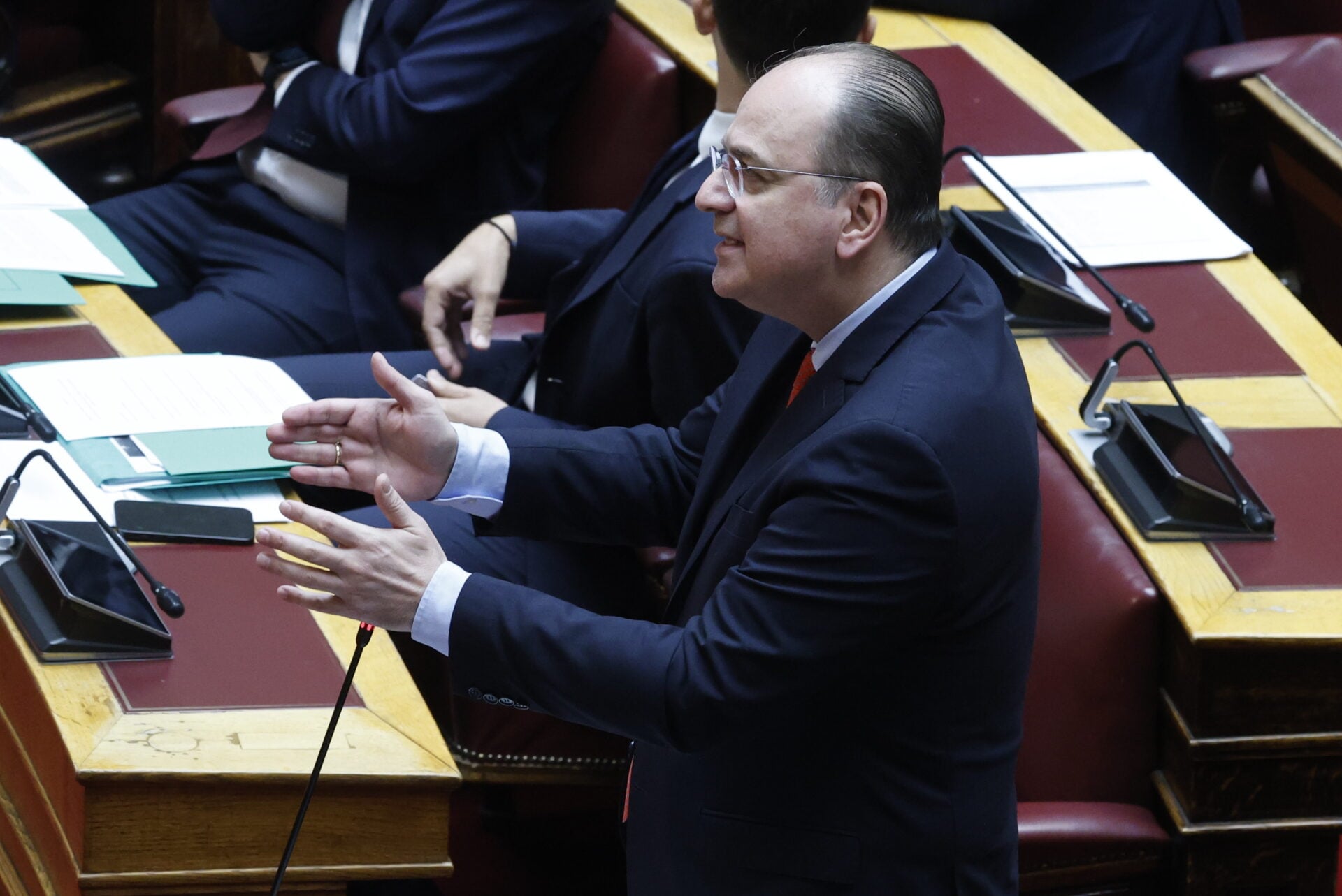 Τη Ρωσία επικαλέστηκε ο Λαζαρίδης της ΝΔ για να δικαιολογήσει τους θανάτους εργατών