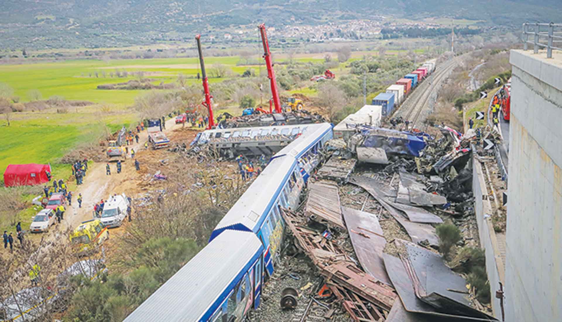 Μια χώρα σε αυτόματο πιλότο και ένας λαός σε μόνιμη δυσπιστία