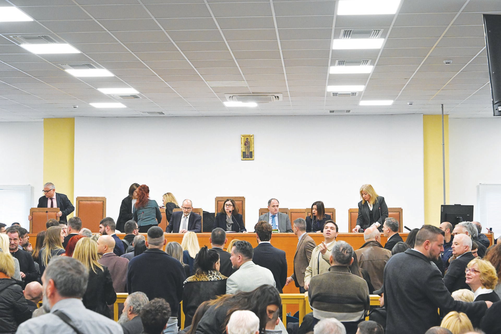 Επιχειρούν «μπάζωμα» και στην ενημέρωση!