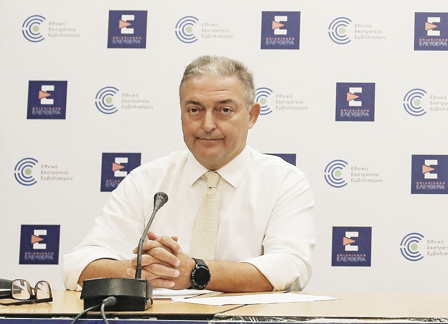 «Δώρισαν» τον ΕΟΔΥ στον κήρυκα των εμβολίων