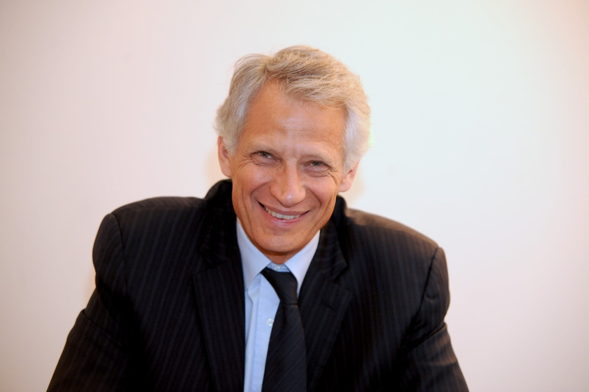 «Aυτά που κάνουν Τραμπ και Νετανιάχου δεν μπορεί να μείνουν χωρίς συνέπειες» λέει ο πρώην πρωθυπουργός της Γαλλίας Ντομινίκ ντε Βιλεπέν