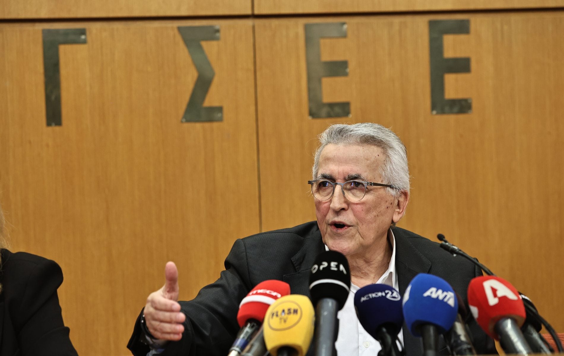 Κακουργηματικές διώξεις για Παναγόπουλο και Στρατινάκη