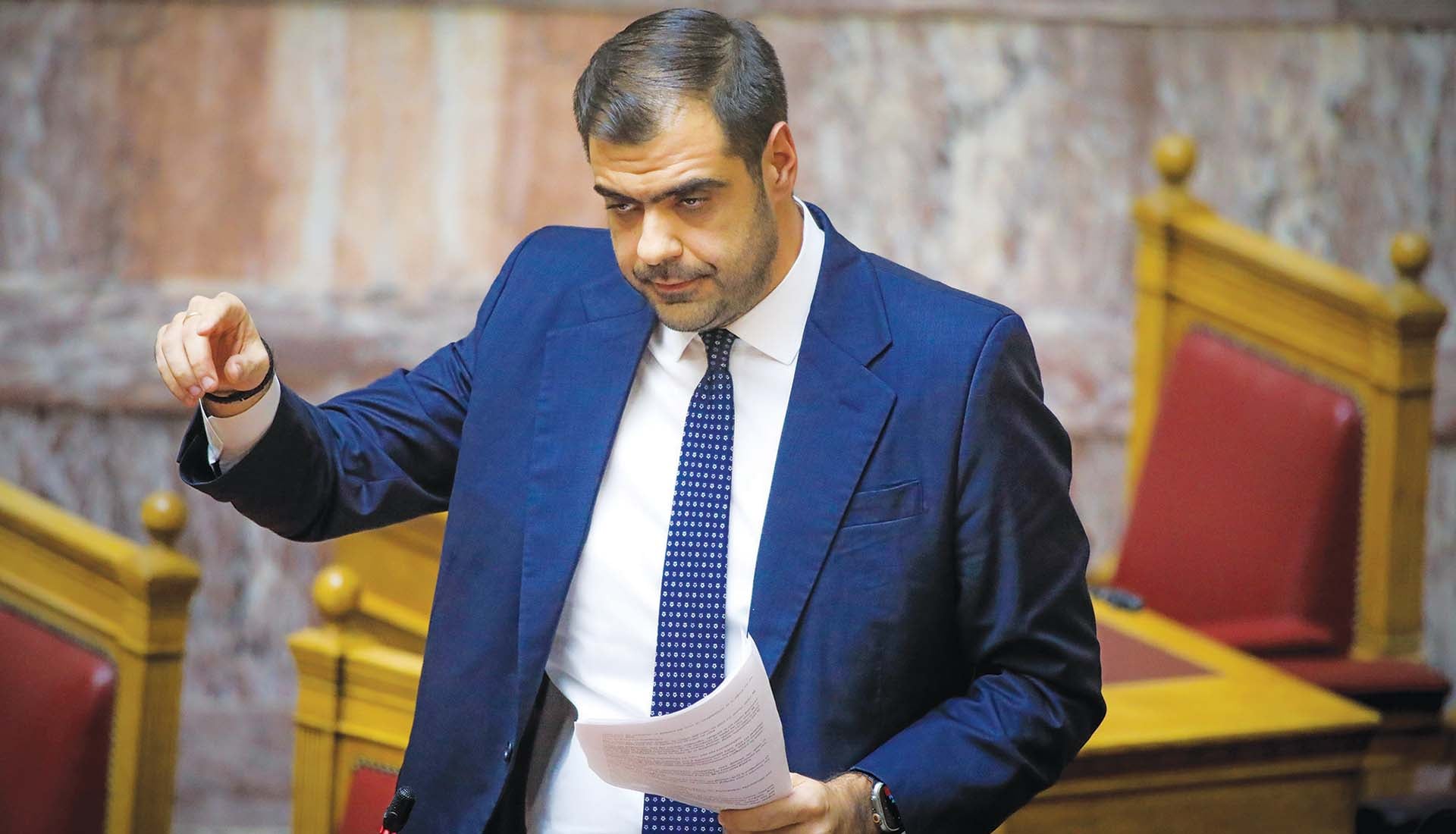 Αμηχανία στην κυβέρνηση μετά τη νέα απαίτηση των Αμερικανών για τα Στενά του Ορμούζ