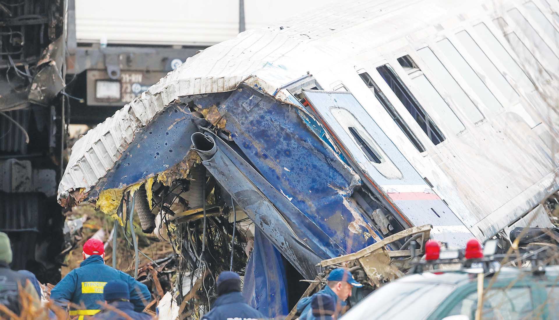 Αικατερίνη Παπαϊωάννου: Η εισαγγελέας προσβάλλει συγγενείς των Τεμπών