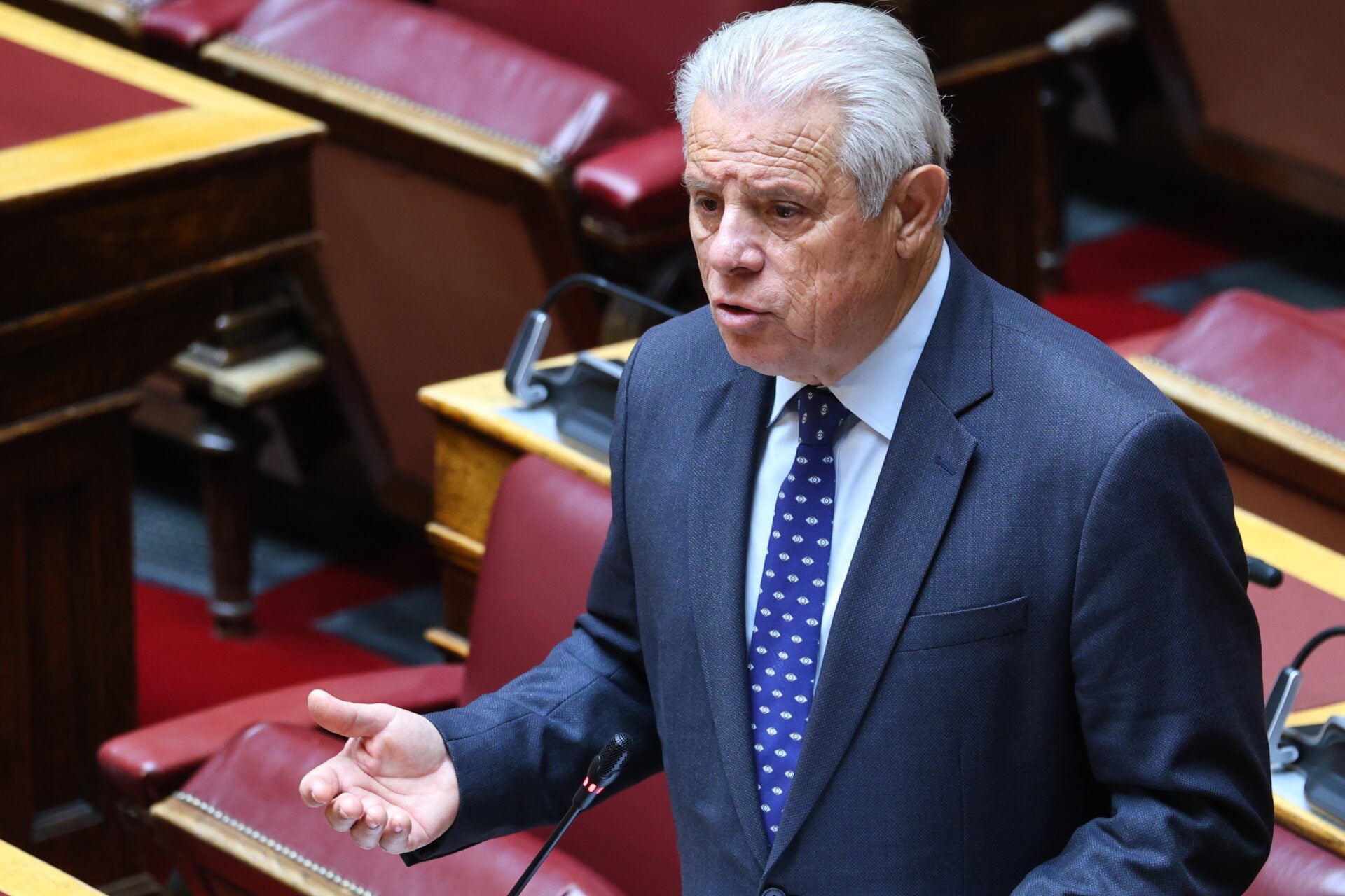 Εσωκομματικές «βόμβες» Βλάχου κατά Μαξίμου: Πηγή ντροπής τα σκάνδαλα της κυβέρνησης – Αλλοιώνεται η ταυτότητα της παράταξης