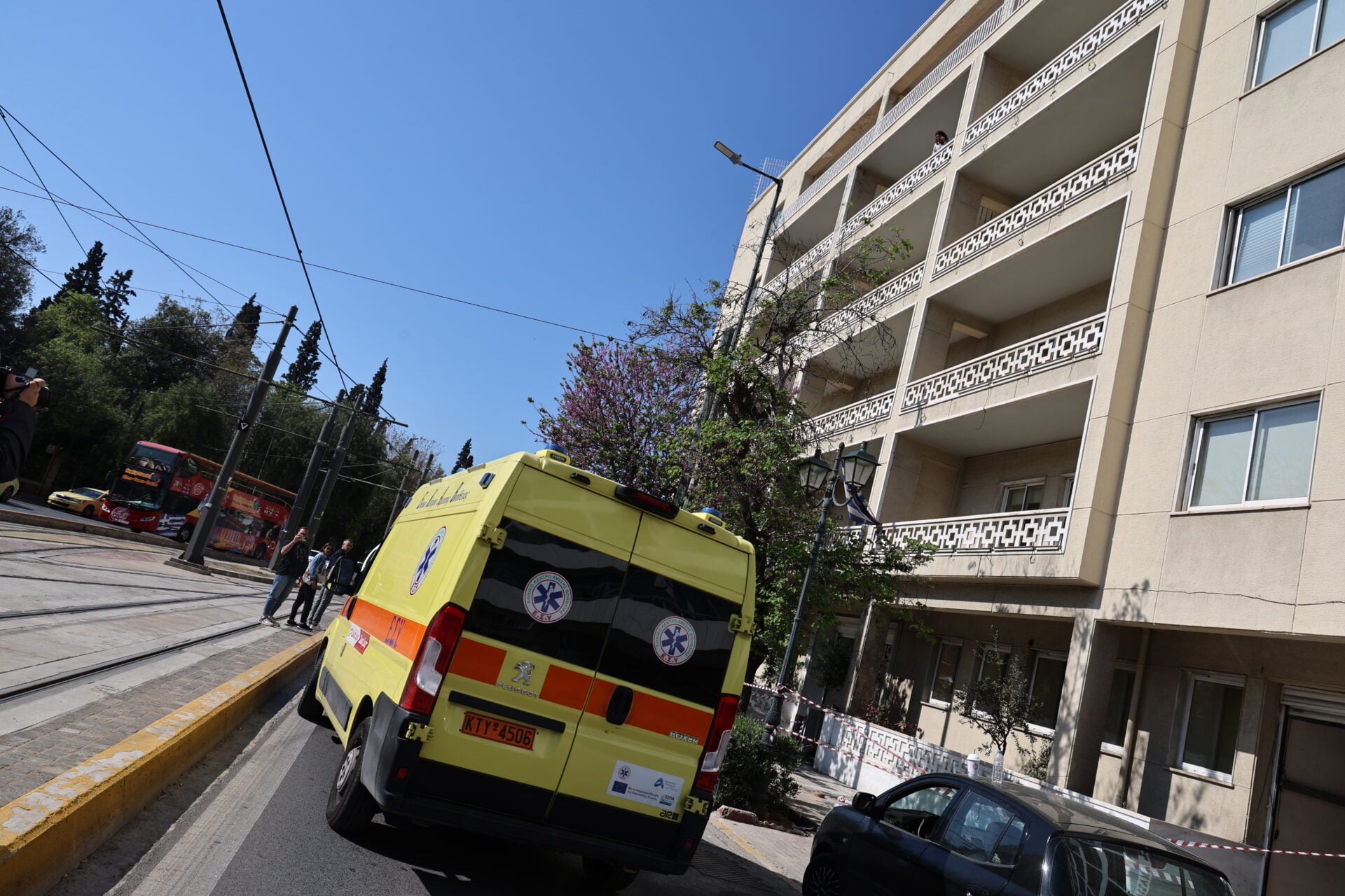 Υπουργείο Τουρισμού: Σκοτώθηκε 51χρονη υπάλληλος που έπεσε από τον 2ο όροφο στη Λ.Αμαλίας