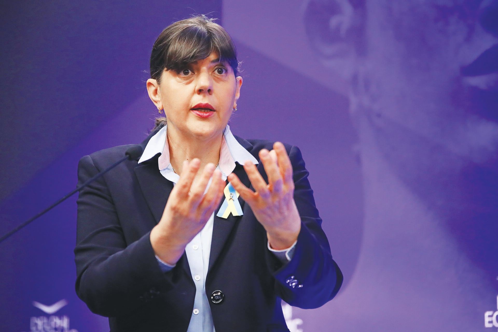 Στο Politico η επίθεση της κυβέρνησης στην Κοβέσι – Το σκάνδαλο ΟΠΕΚΕΠΕ και η κριτική της ΝΔ στην Ευρωπαϊκή Εισαγγελία στο προσκήνιο