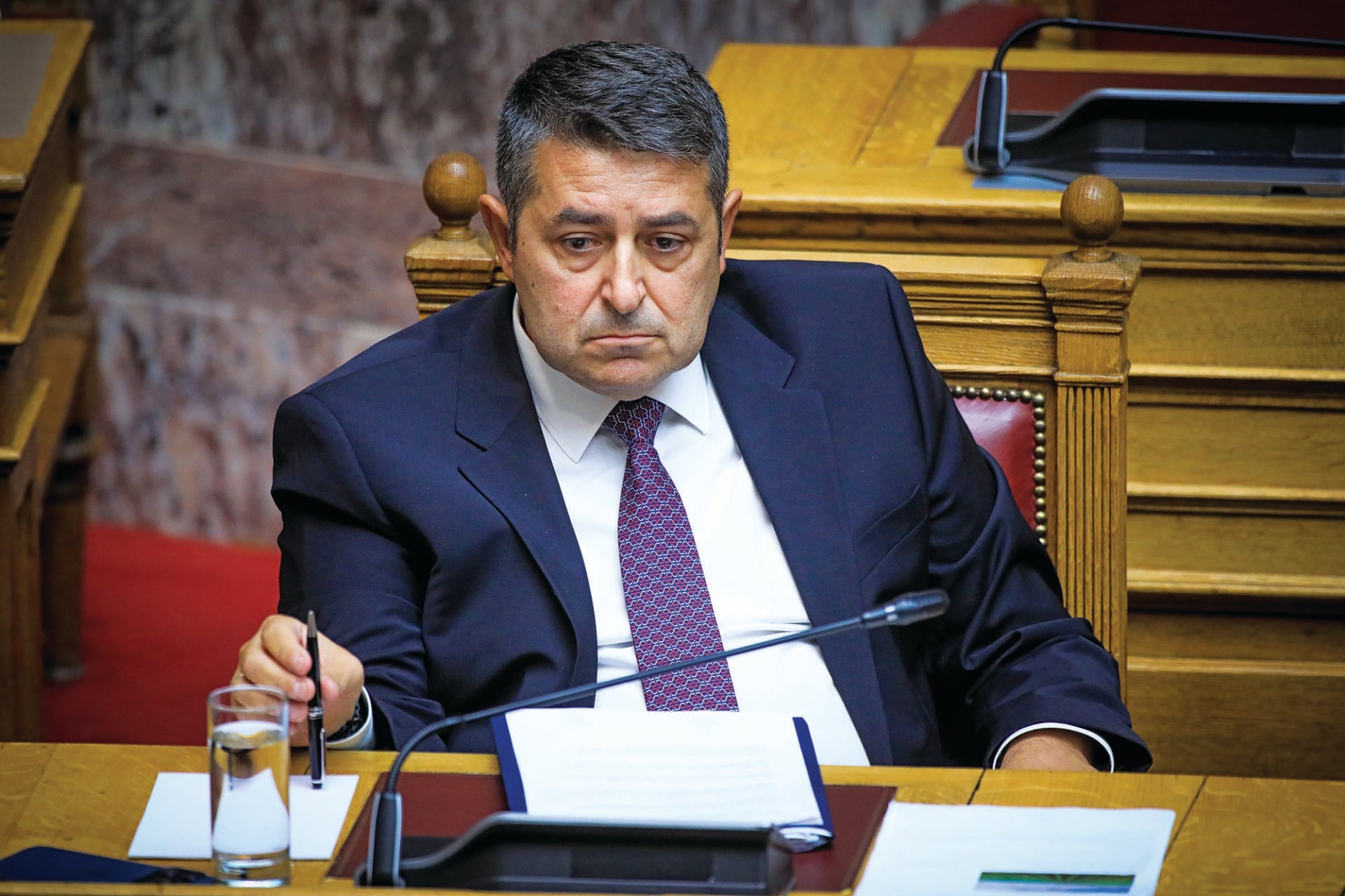 «Γαλάζια» ανταρσία κατά του Μυλωνάκη