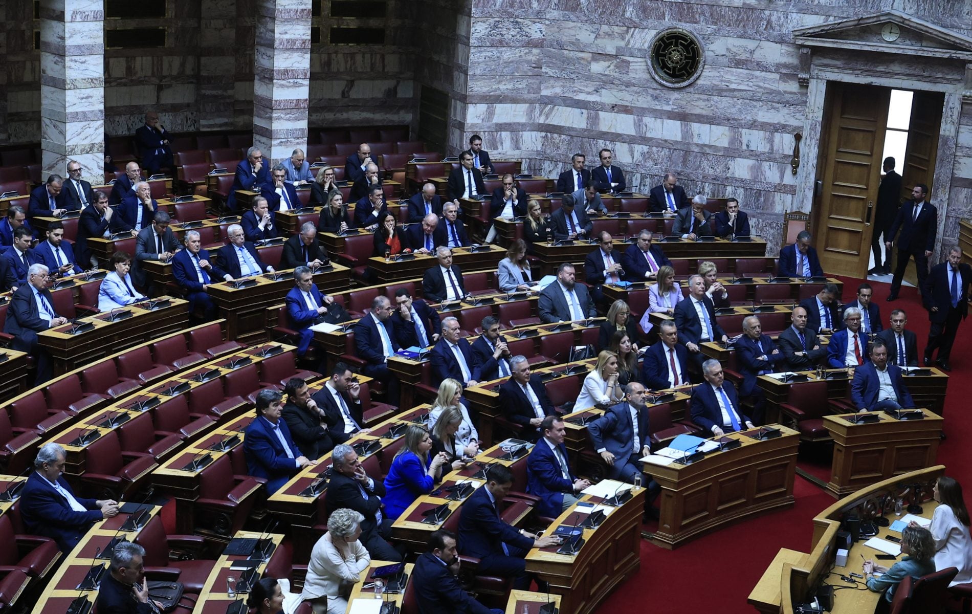 Σκάνδαλο ΟΠΕΚΕΠΕ: Δείτε ζωντανά την συζήτηση για τις ασυλίες των «13» της ΝΔ