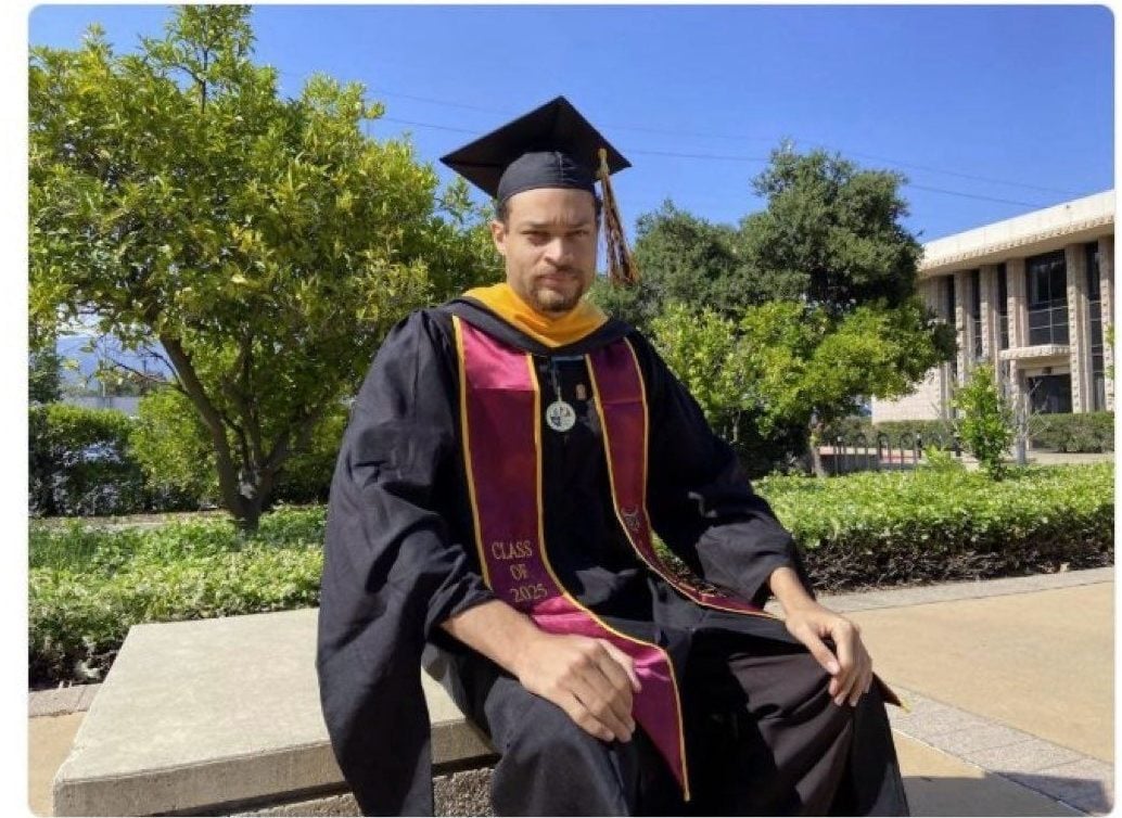 Κόουλ Τόμας Άλεν: Ο υποστηρικτής της Κάμαλα Χάρις και «Δάσκαλος του Μήνα» που άνοιξε πυρ στο δείπνο του Τραμπ