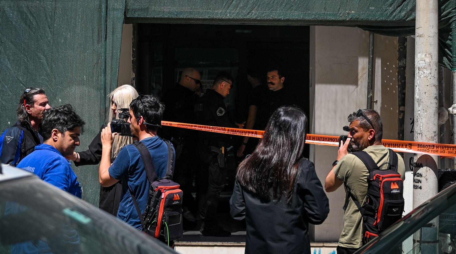 Ηλικιωμένος με καραμπίνα άνοιξε πυρ κατά υπαλλήλου στον ΕΦΚΑ Κεραμεικού – Πυροβόλησε και τρεις δικαστικές υπαλλήλους στο Εφετείο