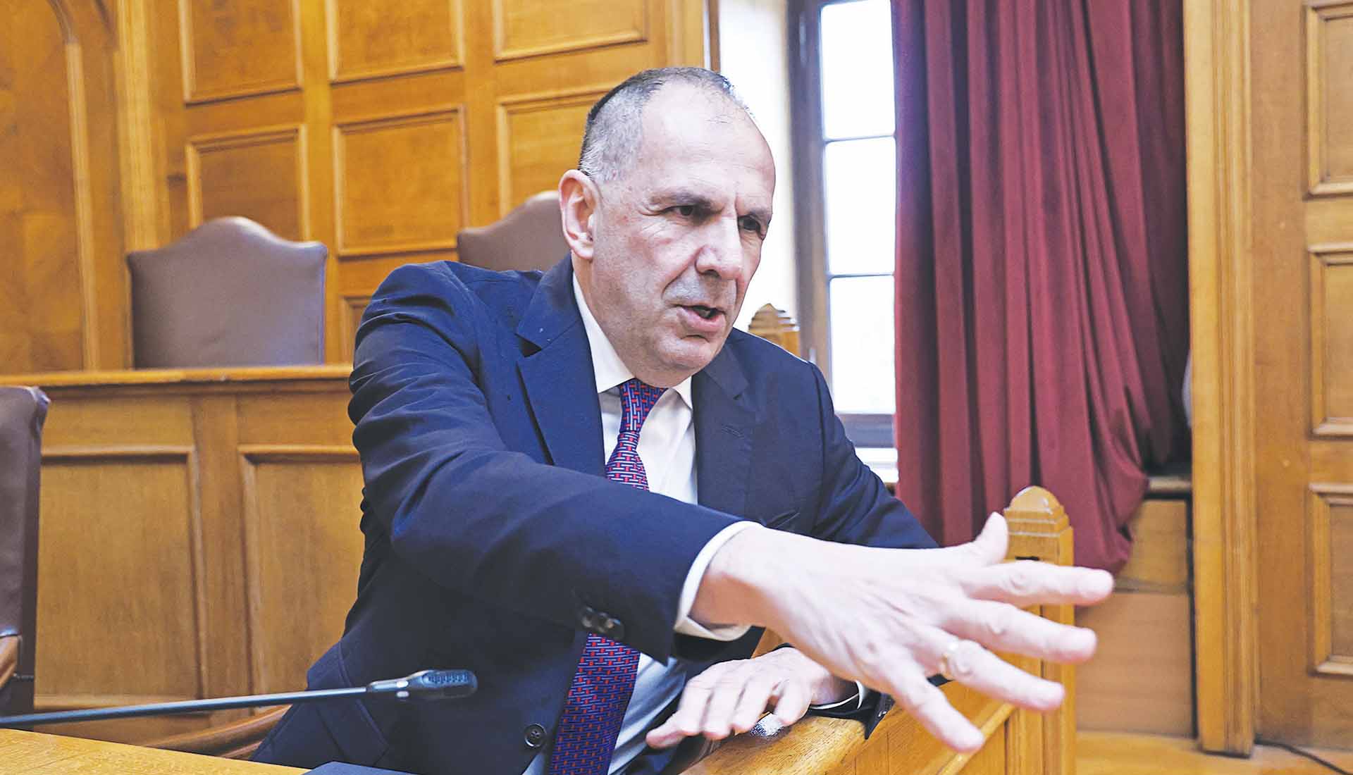 Σκηνικό έντασης στήνει η Αγκυρα σε Αιγαίο και Θράκη