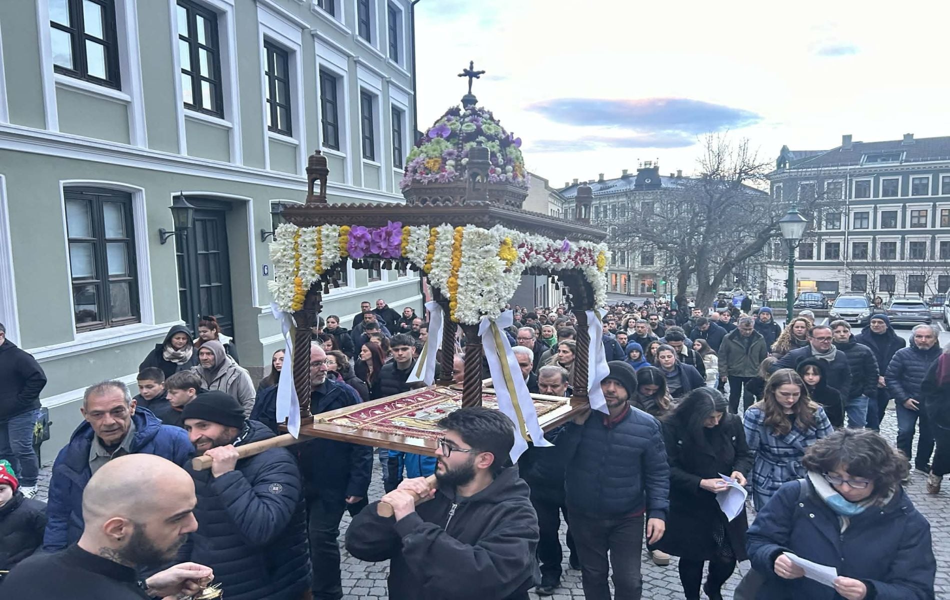 Νορβηγία: Μια ελληνική κοινότητα κρατά ζωντανή την παράδοση του Πάσχα