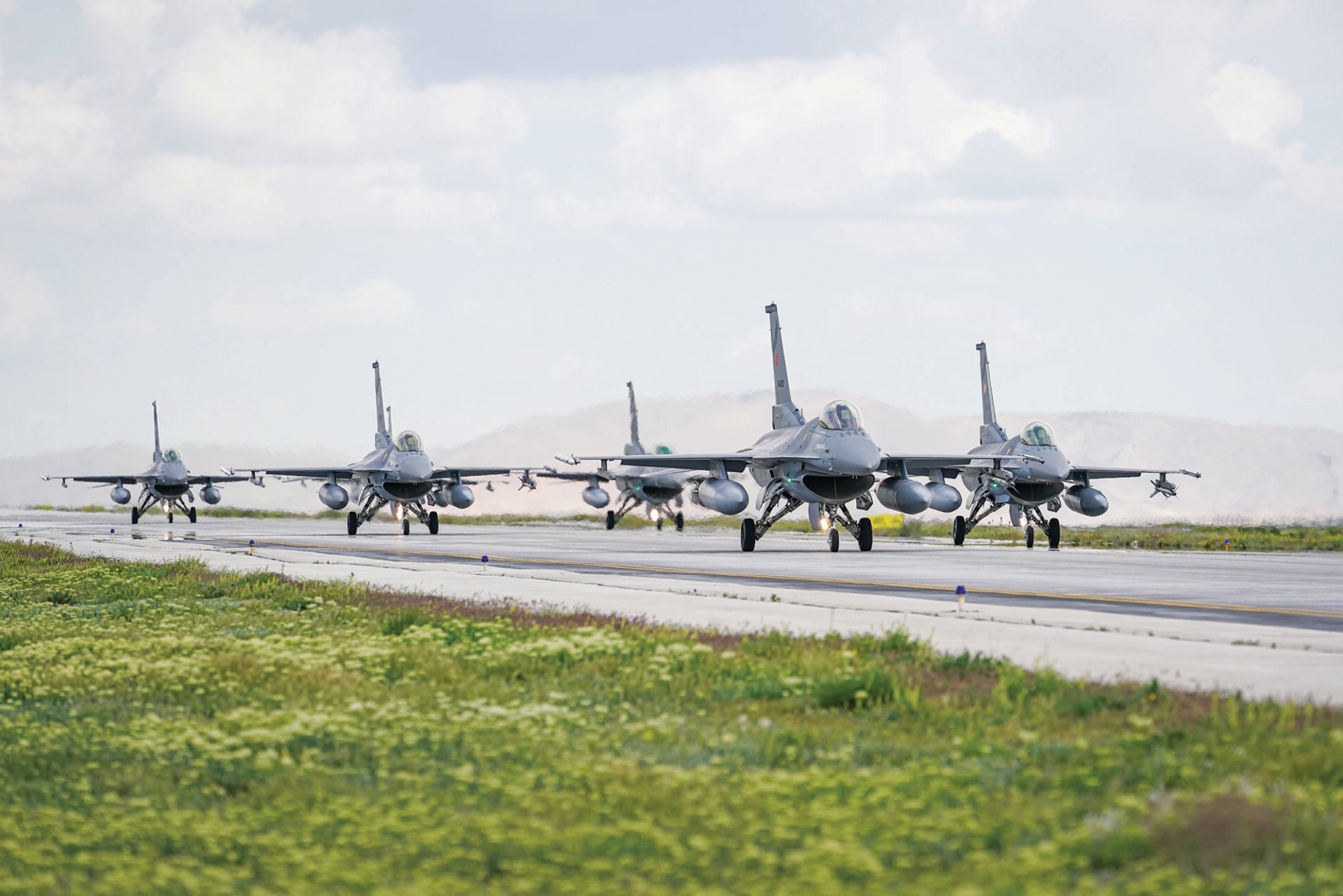 Η Τουρκία κάνει πασχαλιάτικα «σουρωτήρι» το FIR Αθηνών