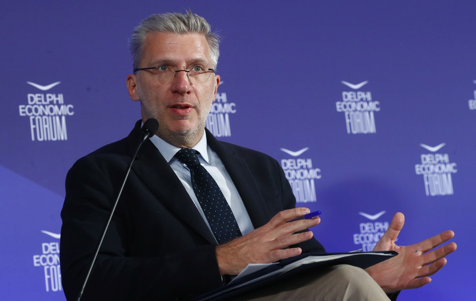 Η μεγαλοστομίες Σκέρτσου για υπερυπουργεία στην Κυβέρνηση!