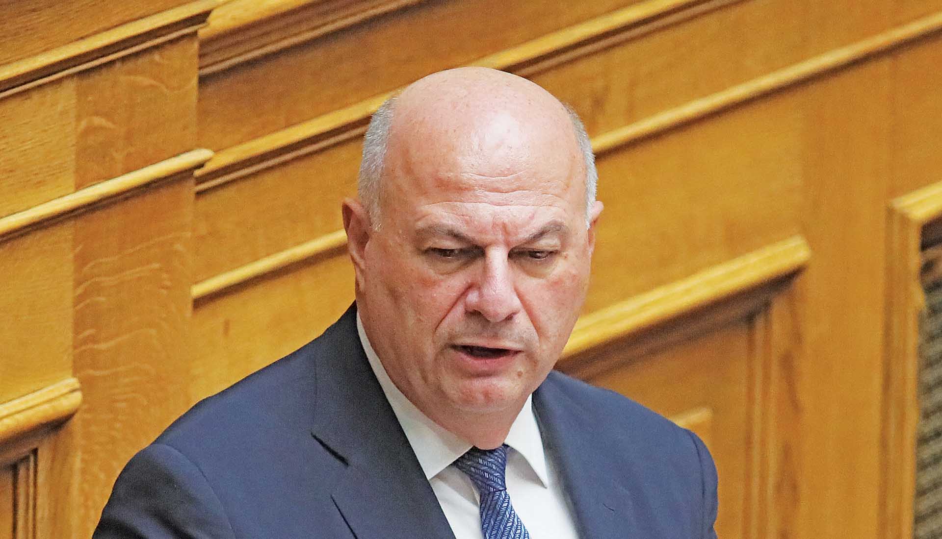 Κώστας Τσιάρας: Ανέλαβε υπουργός ενώ μετείχε στο σκάνδαλο!