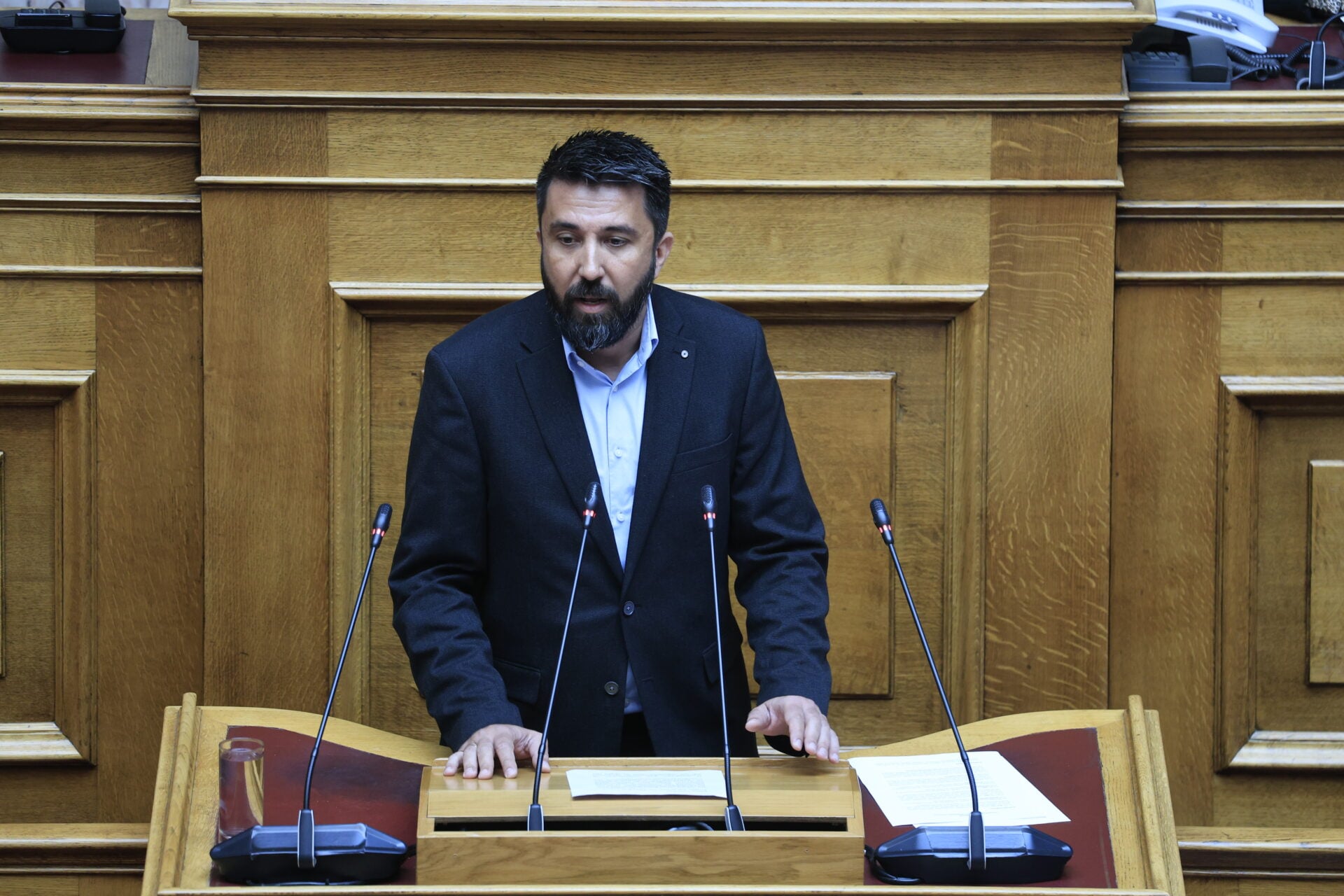 Ανεξαρτητοποιήθηκε ο βουλευτής Φερχάτ Οζγκιούρ – Σε τροχιά διάσπασης η Νέα Αριστερά