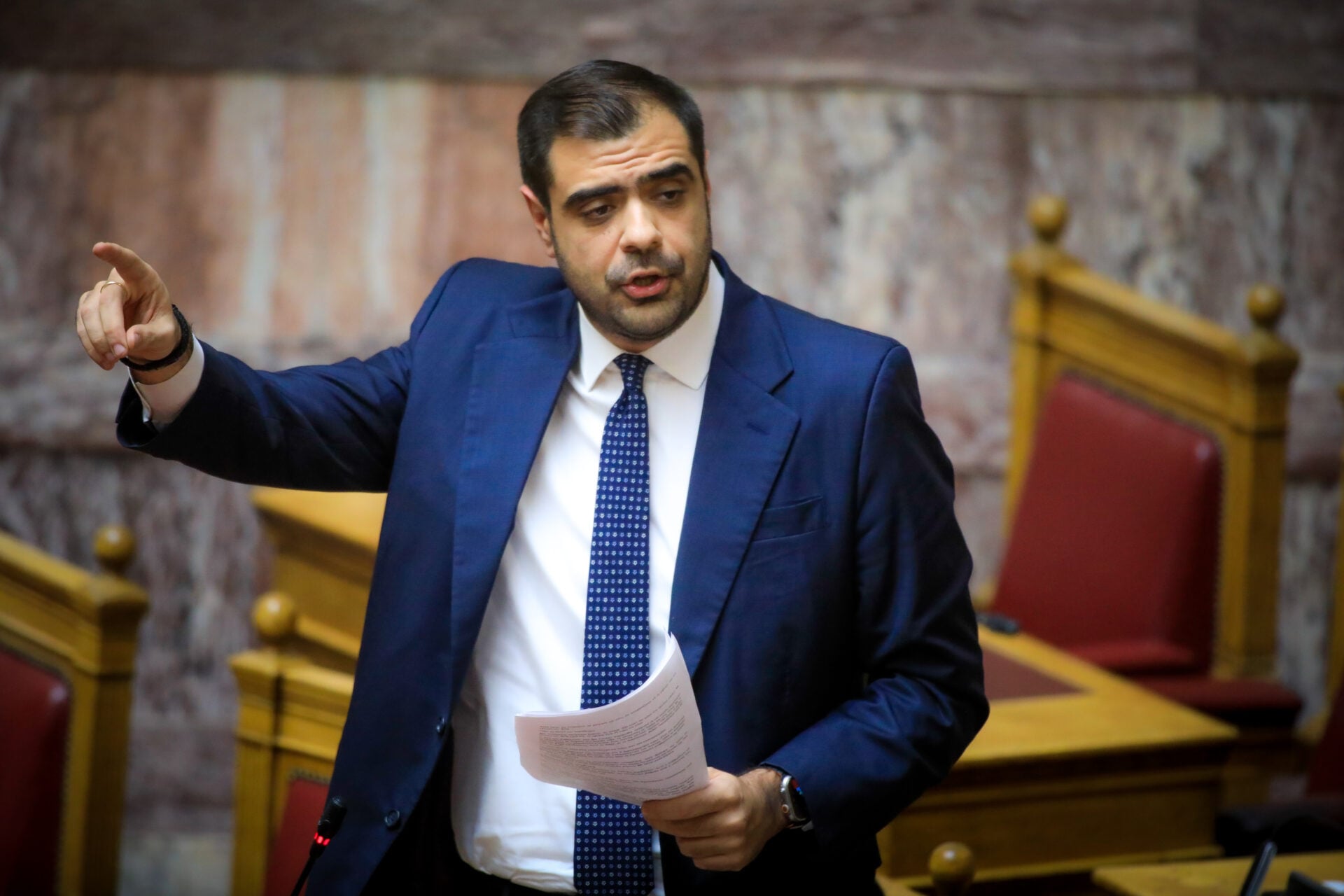 Υβρεις Μαρινάκη για τα Τέμπη