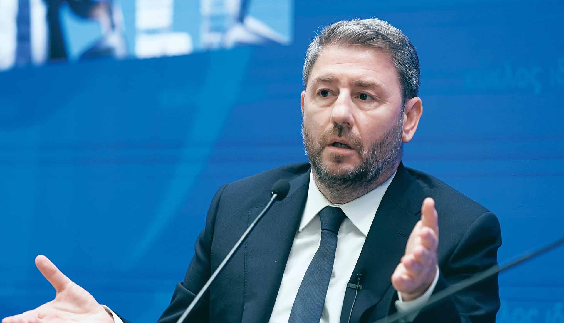 Στα δικαστήρια Ανδρουλάκης και Γεωργιάδης: Μήνυση του προέδρου του ΠΑΣΟΚ για συκοφαντική δυσφήμηση – Απάντησε με βίντεο ο Άδωνις