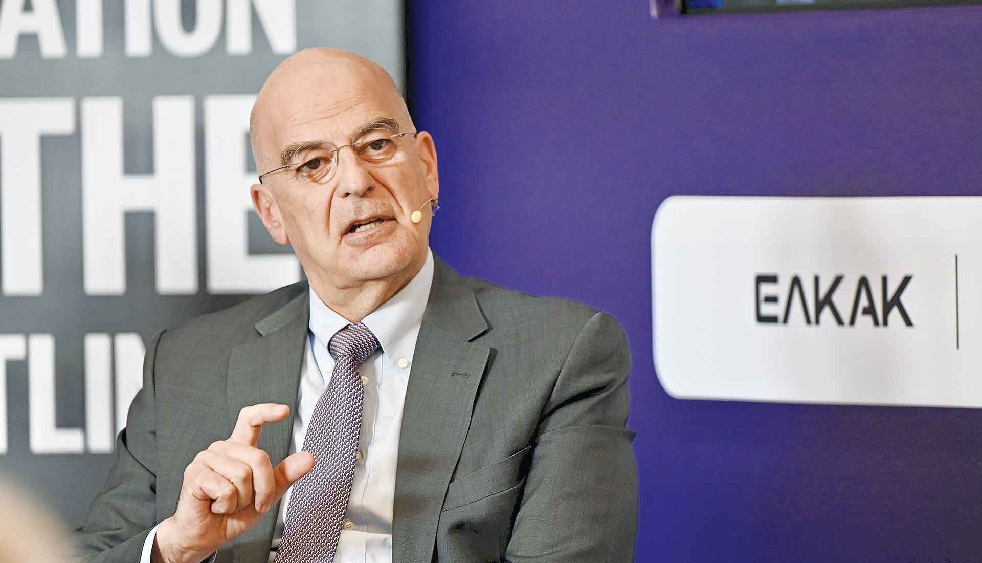 Νέο όραμα Δένδια για τις Ενοπλες Δυνάμεις