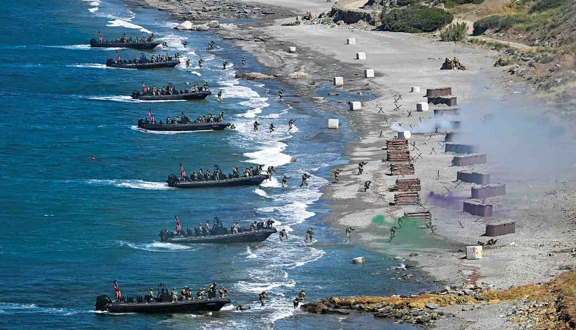 Πώς πρέπει να απαντήσει η Ελλάδαv στον υβριδικό πόλεμο της Τουρκίας
