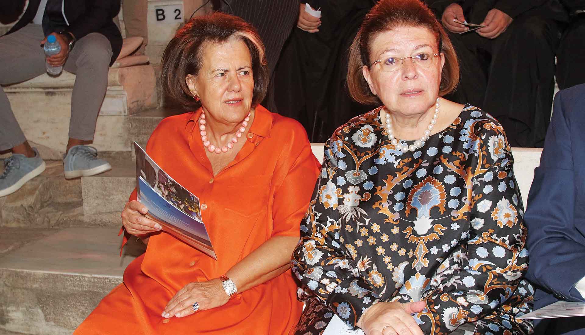 Στη Βουλή οι αποκαλύψεις μας για τα ταξιδάκια Μενδώνη – Παναγιωταρέα