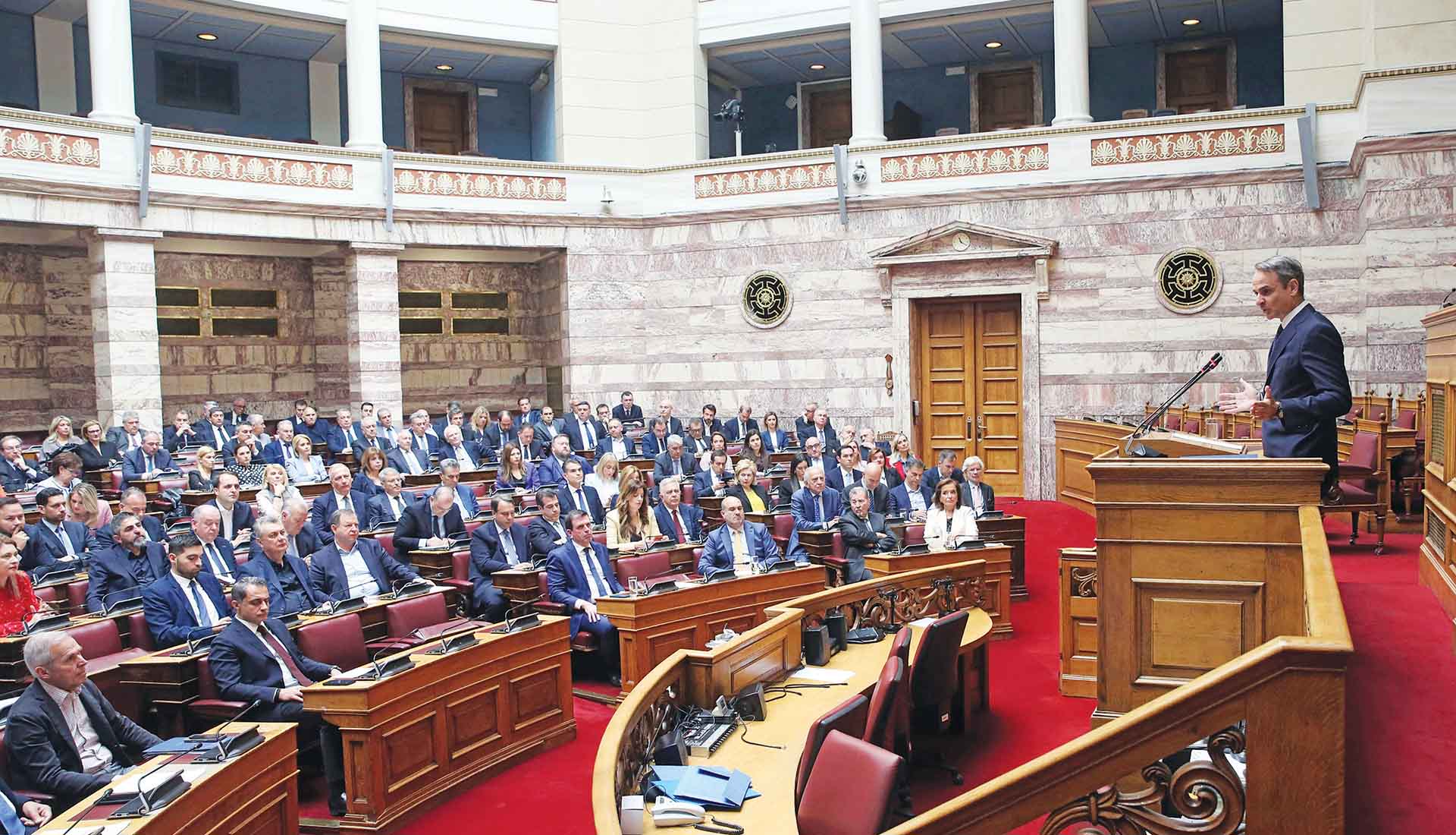 Η «Δημοκρατία της Βαϊμάρης» εμπνέει τον Μητσοτάκη!
