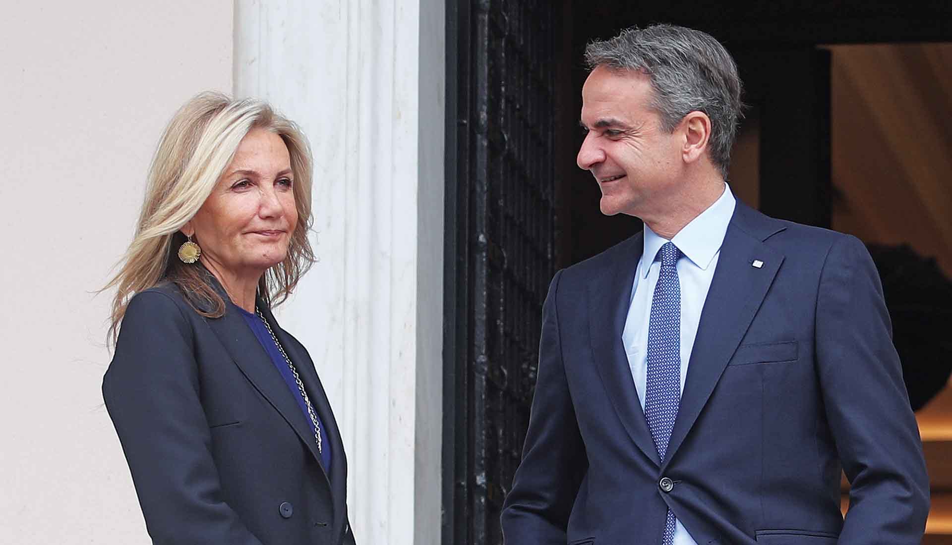Τριάντα κατασκευαστές πλυντηρίων συνιστούν «πόθεν έσχες»