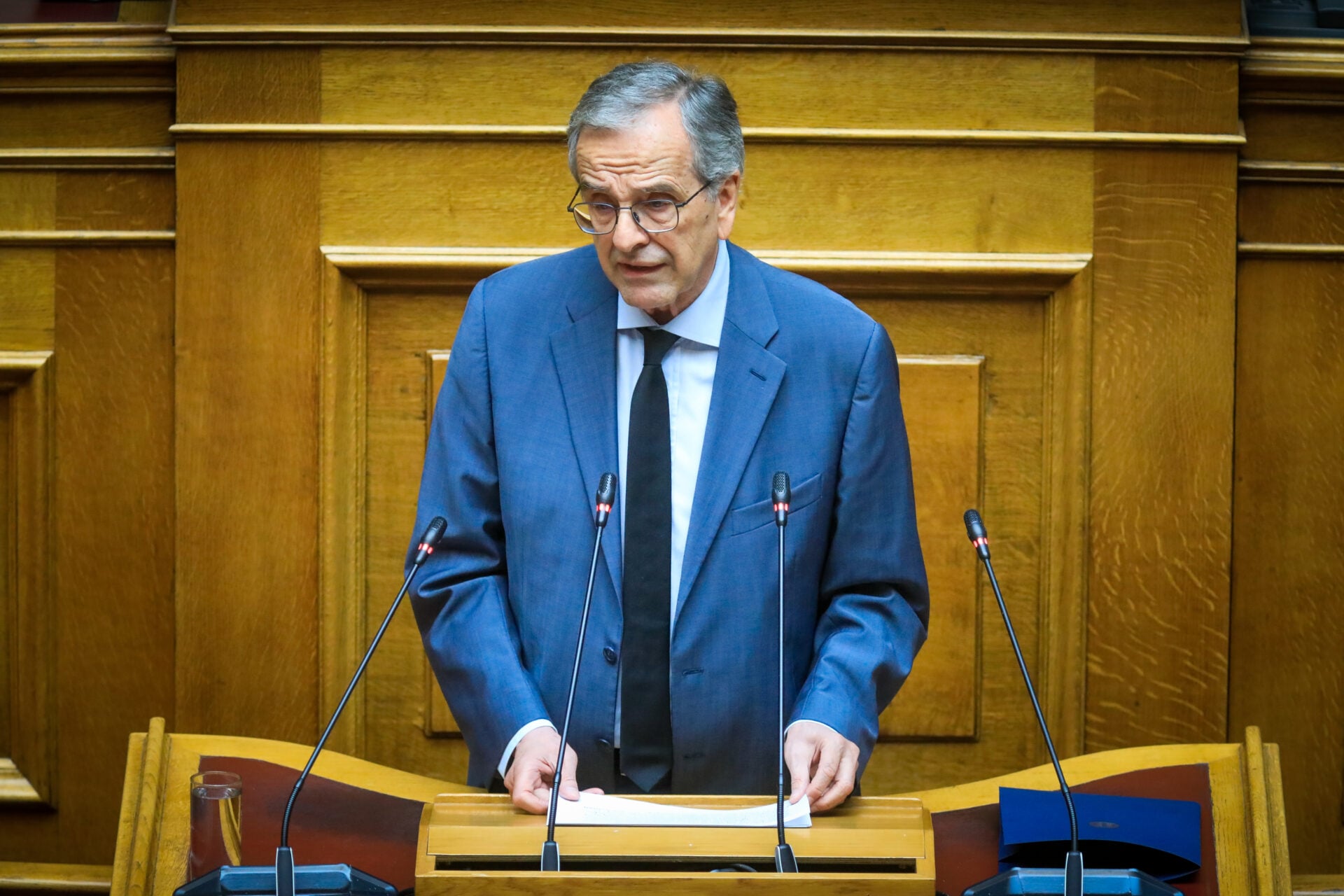Πολιτικός σεισμός από την παρέμβαση Σαμαρά για τις υποκλοπές: «Η χώρα έχει μετατραπεί σε ένα απέραντο φρενοκομείο με ευθύνη του Κυριάκου Μητσοτάκη»