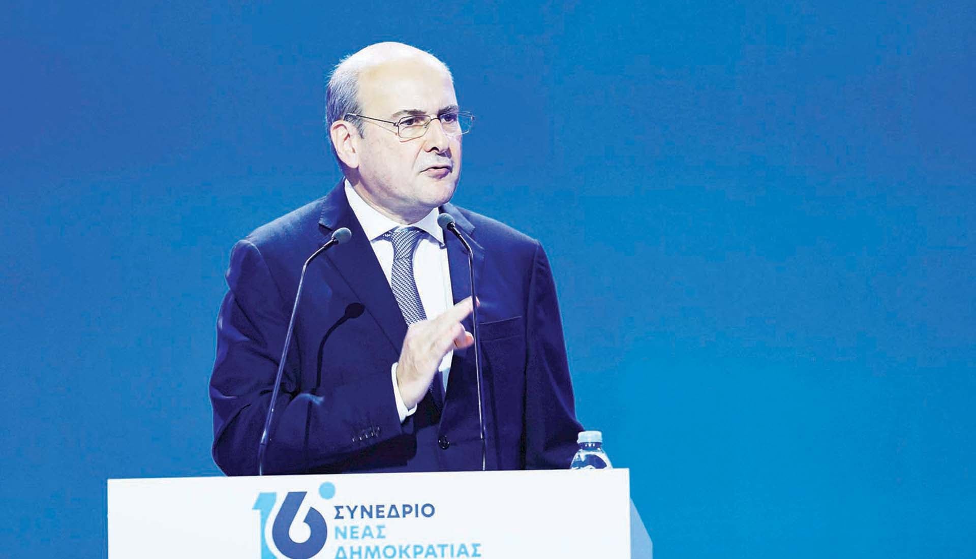 Ανέκδοτο Χατζηδάκη που υποστηρίζει προκλητικά ότι «η χώρα ανεβαίνει»