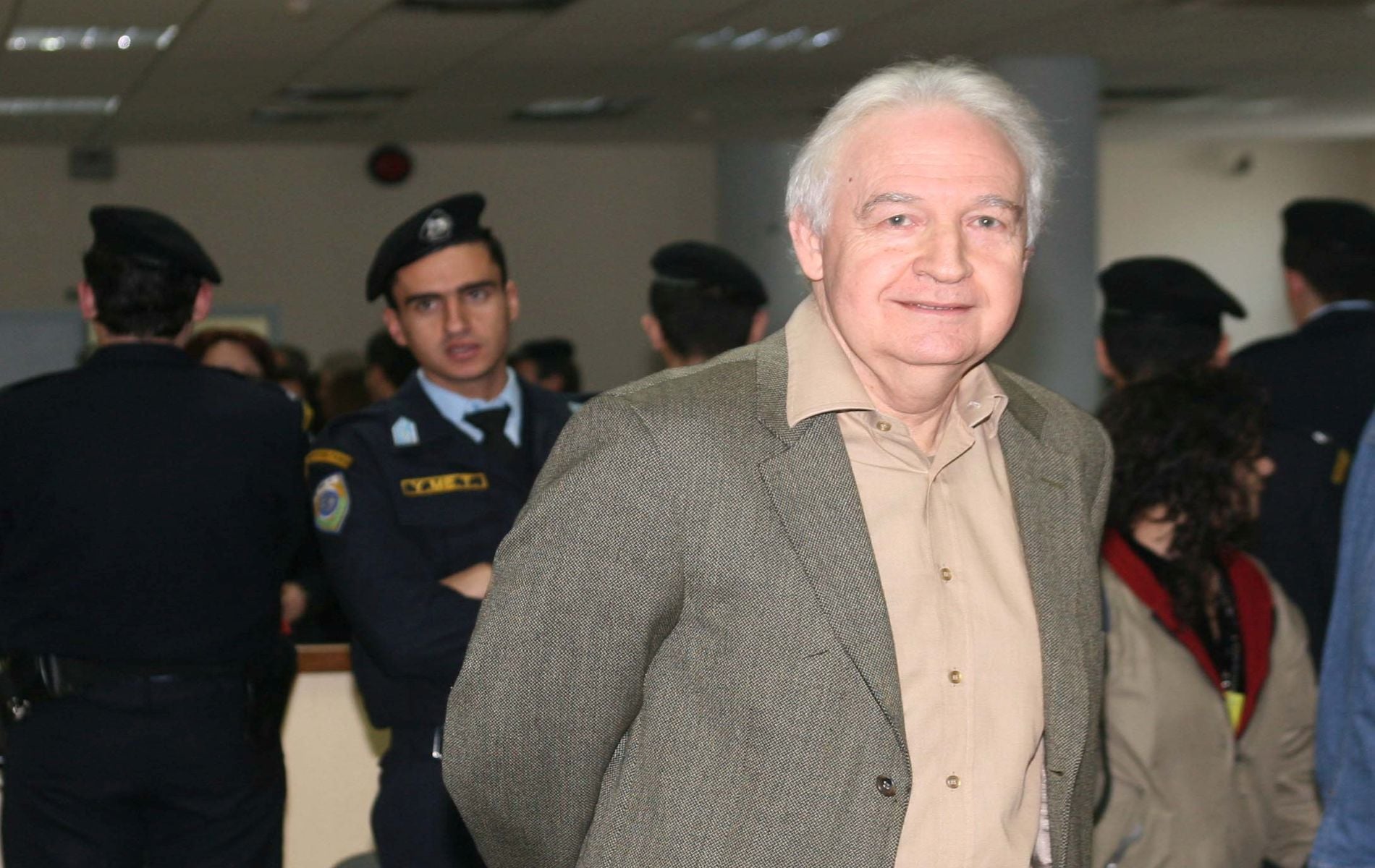 Αποφυλακίστηκε με όρους ο αρχιτρομοκράτης της 17Ν Αλέξανδρος Γιωτόπουλος!