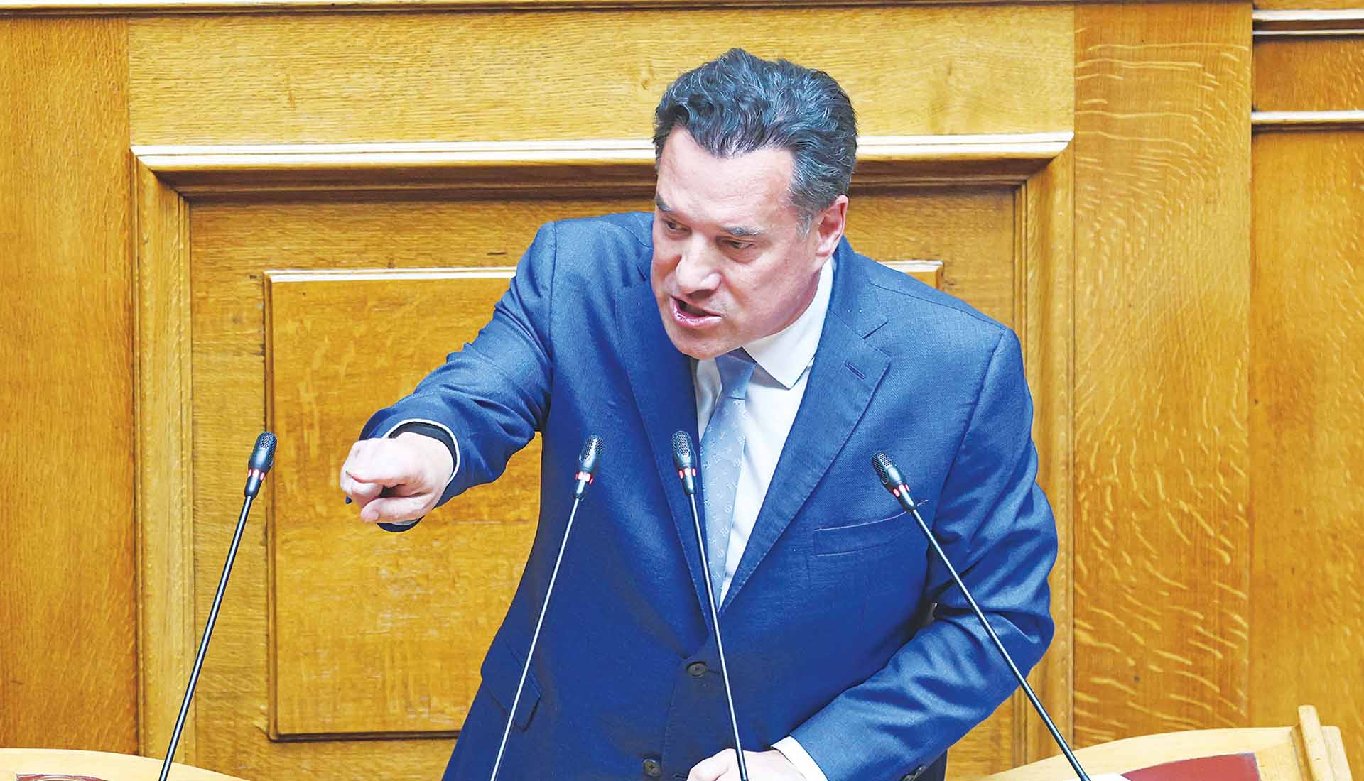 Σάλος με τις δηλώσεις του Άδωνι για τα χρέη της Ν.Δ.