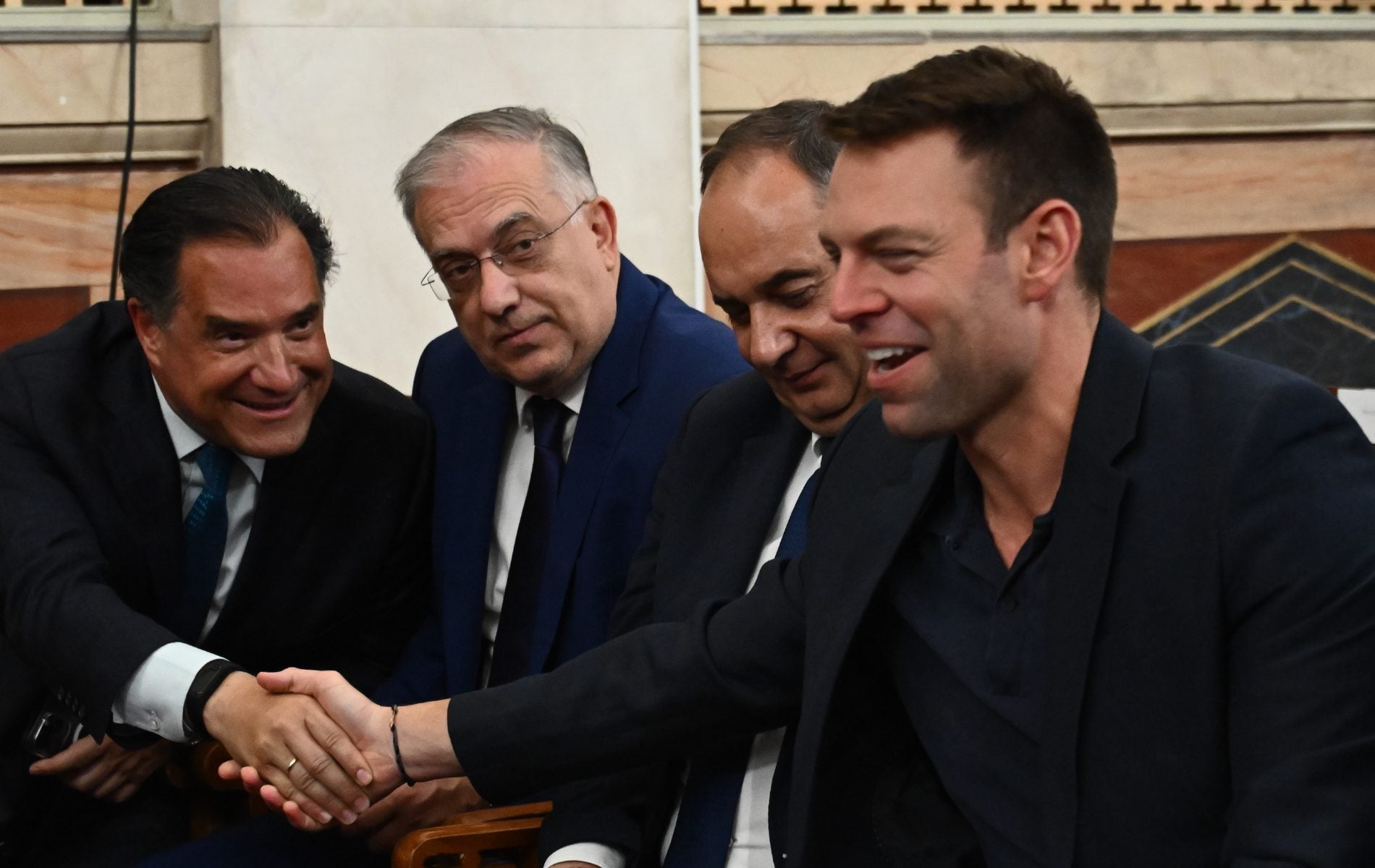 Στέφανος και Άδωνις σαν φίλοι από παλιά (βίντεο)