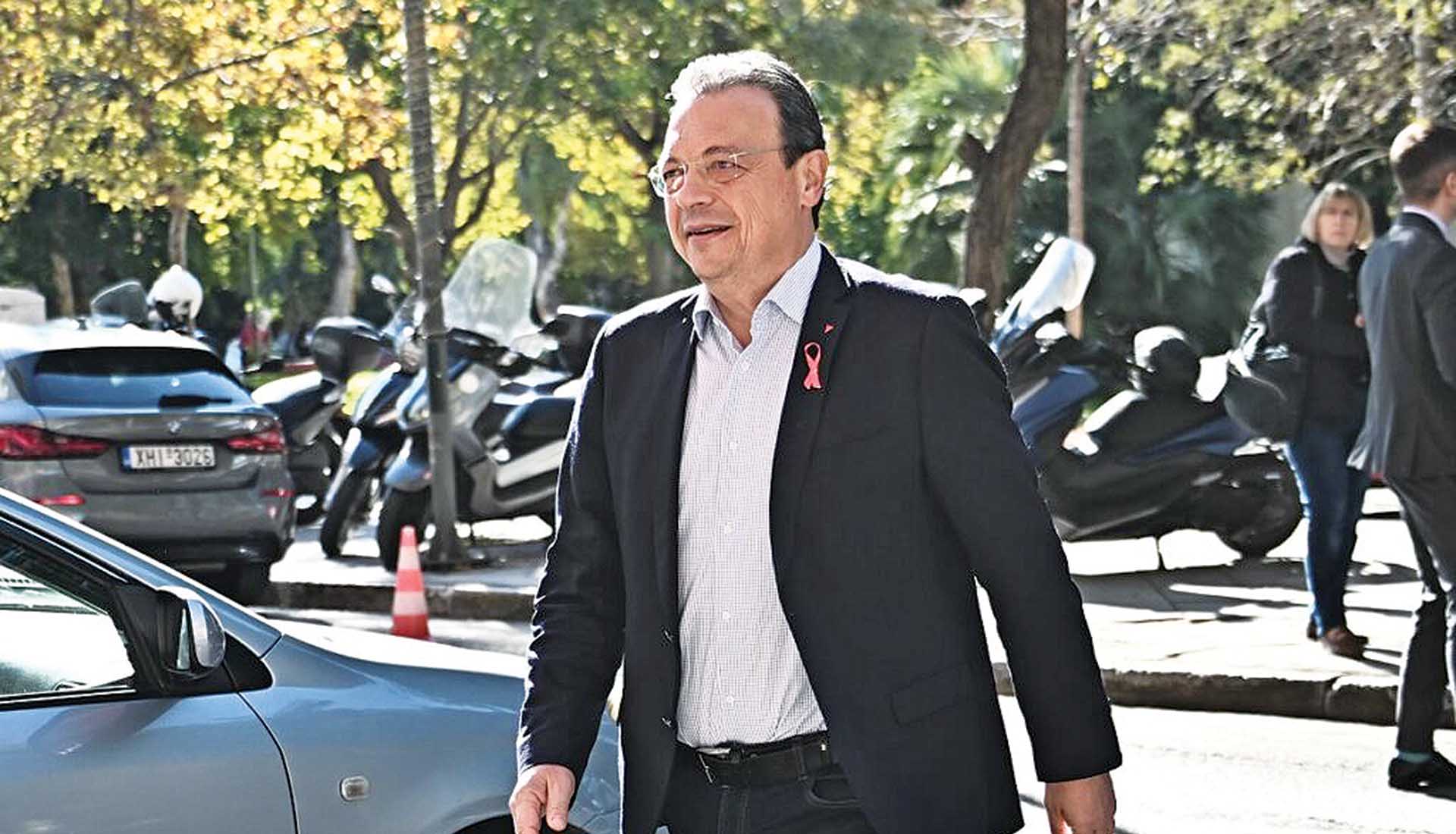 Ο Σωκράτης Φάμελλος