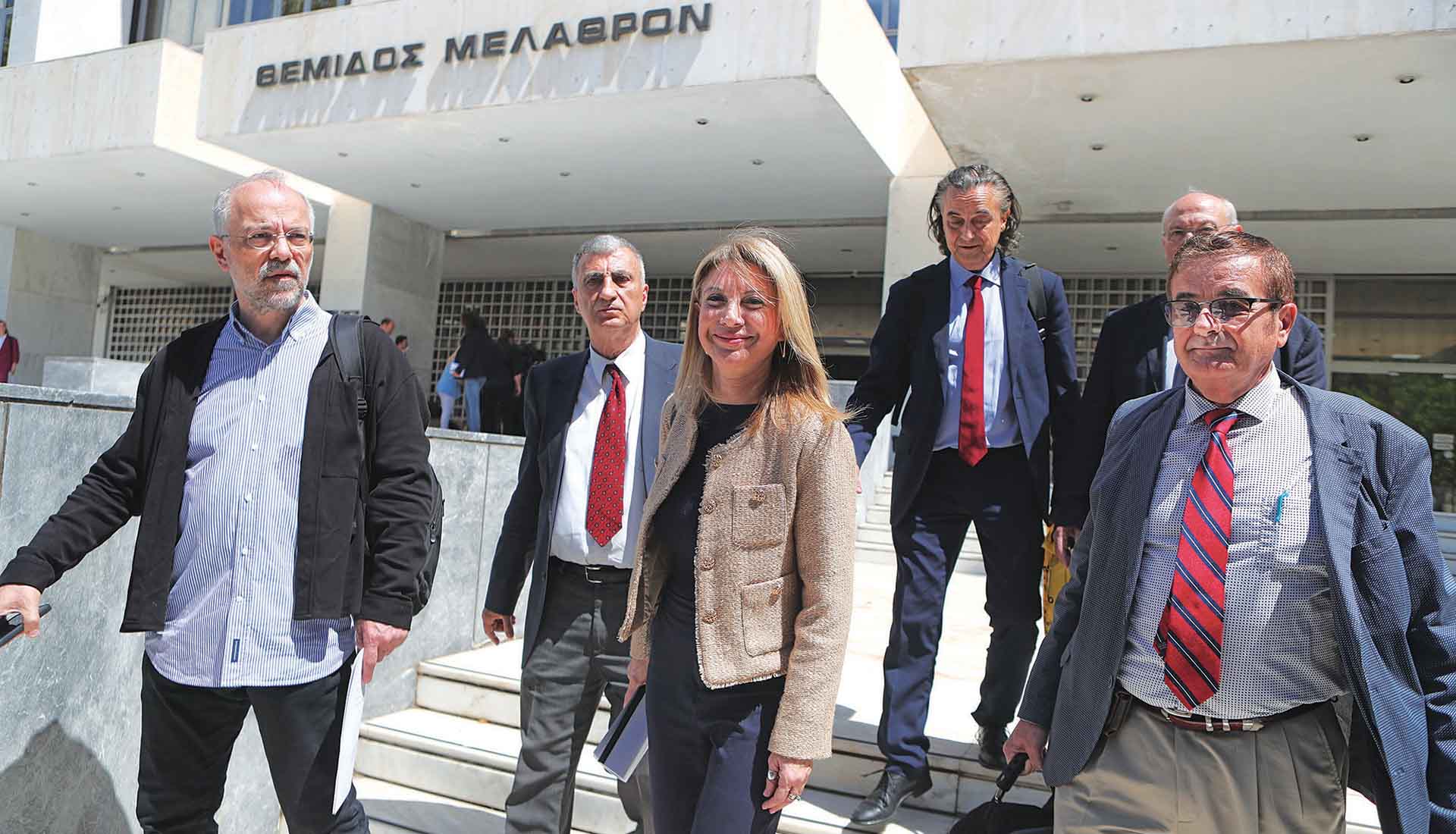 Τρικλοποδιά του ΔΣΑ στην Καρυστιανού