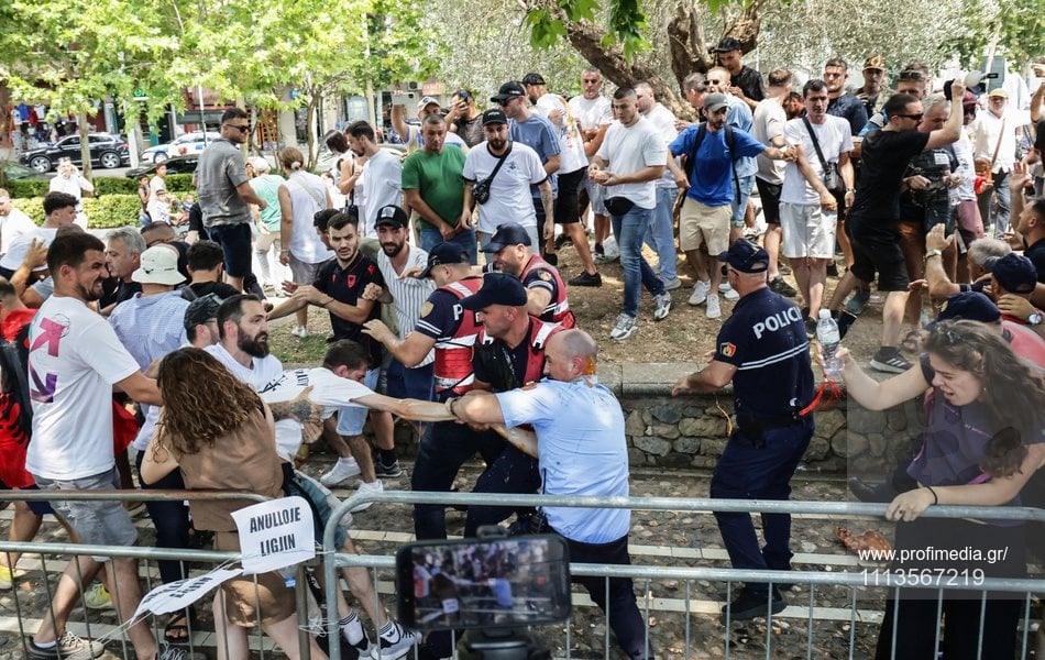 ΔΙΑΔΗΛΩΣΕΙΣ ΣΤΗΝ ΑΛΒΑΝΙΑ 